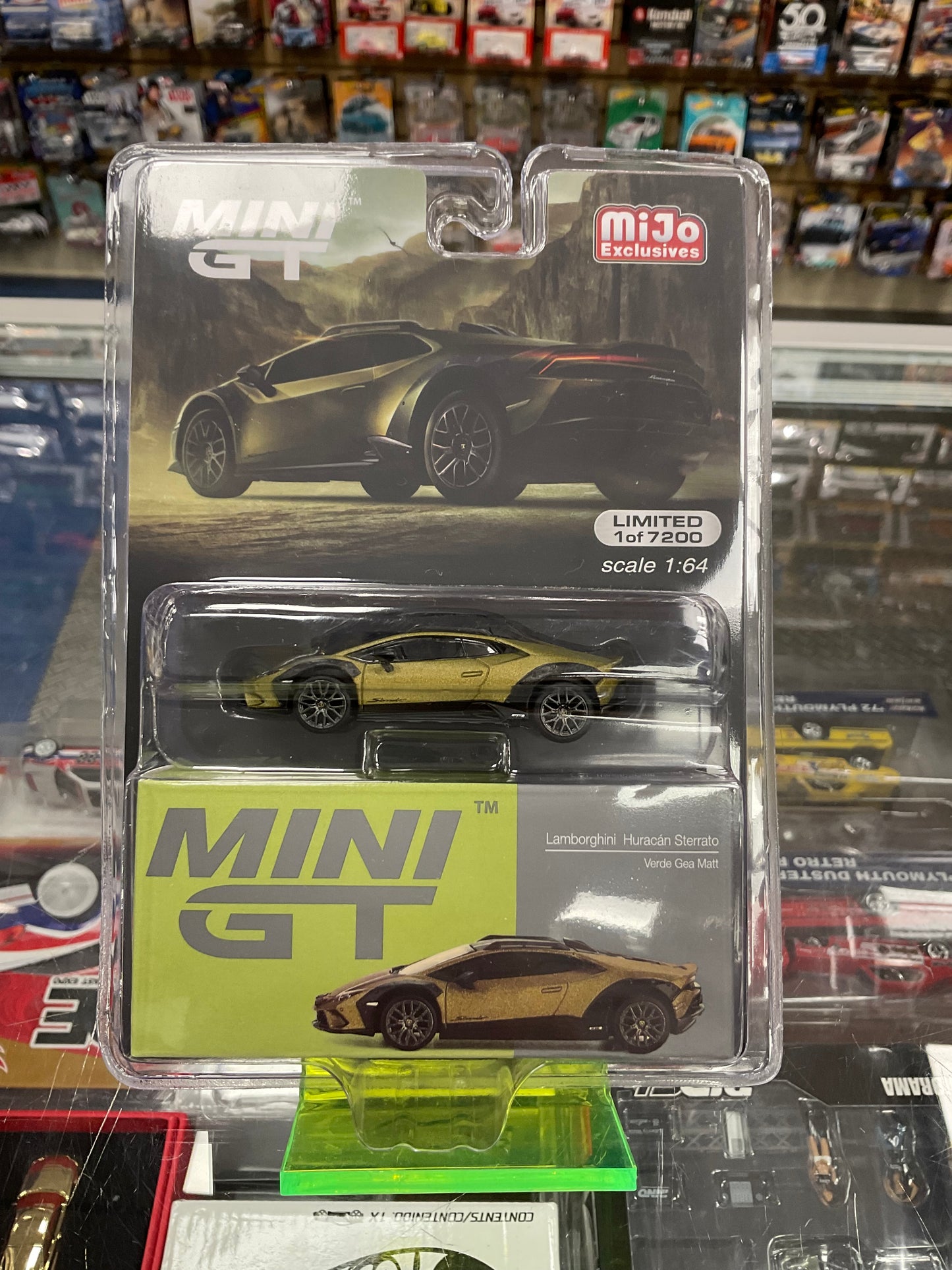 Mini GT 779 Lamborghini Huracán Sterrato Verde Gea Matt