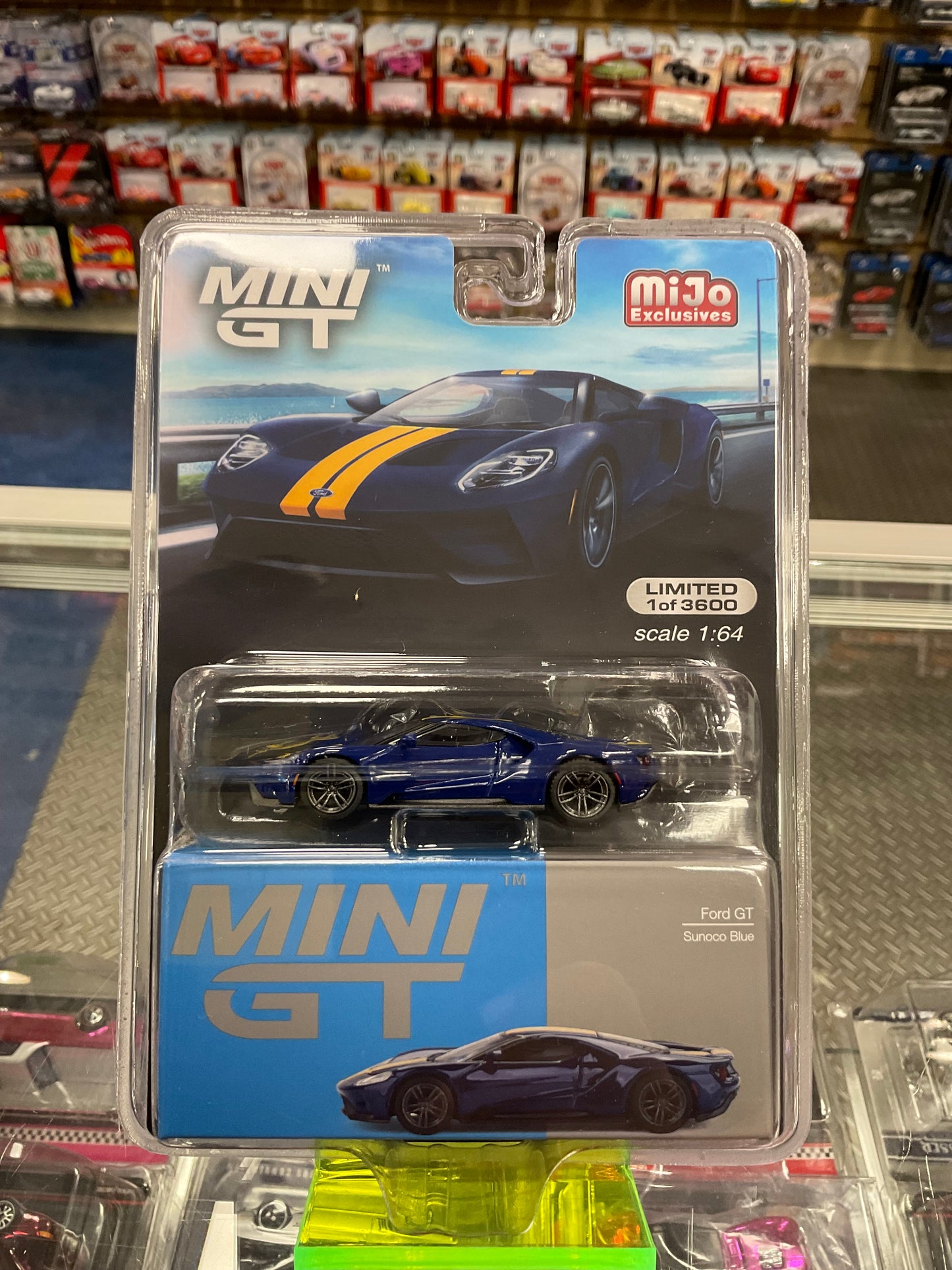 MiniGT 614 Ford GT Sunoco Blue