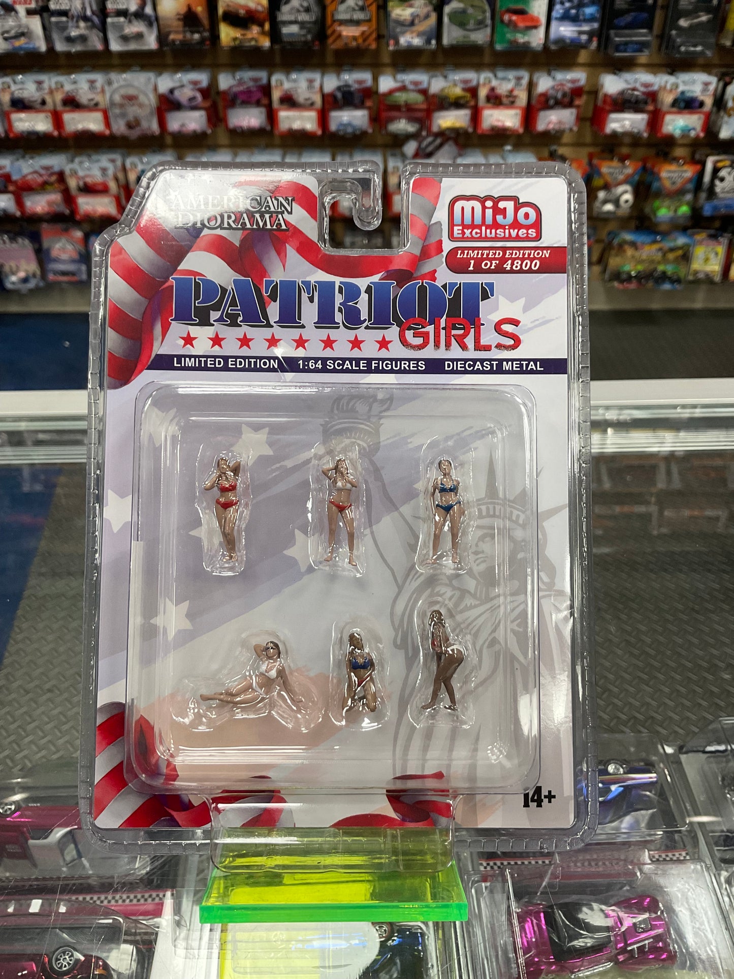American Diorama Patriot Girls Diecast Figures