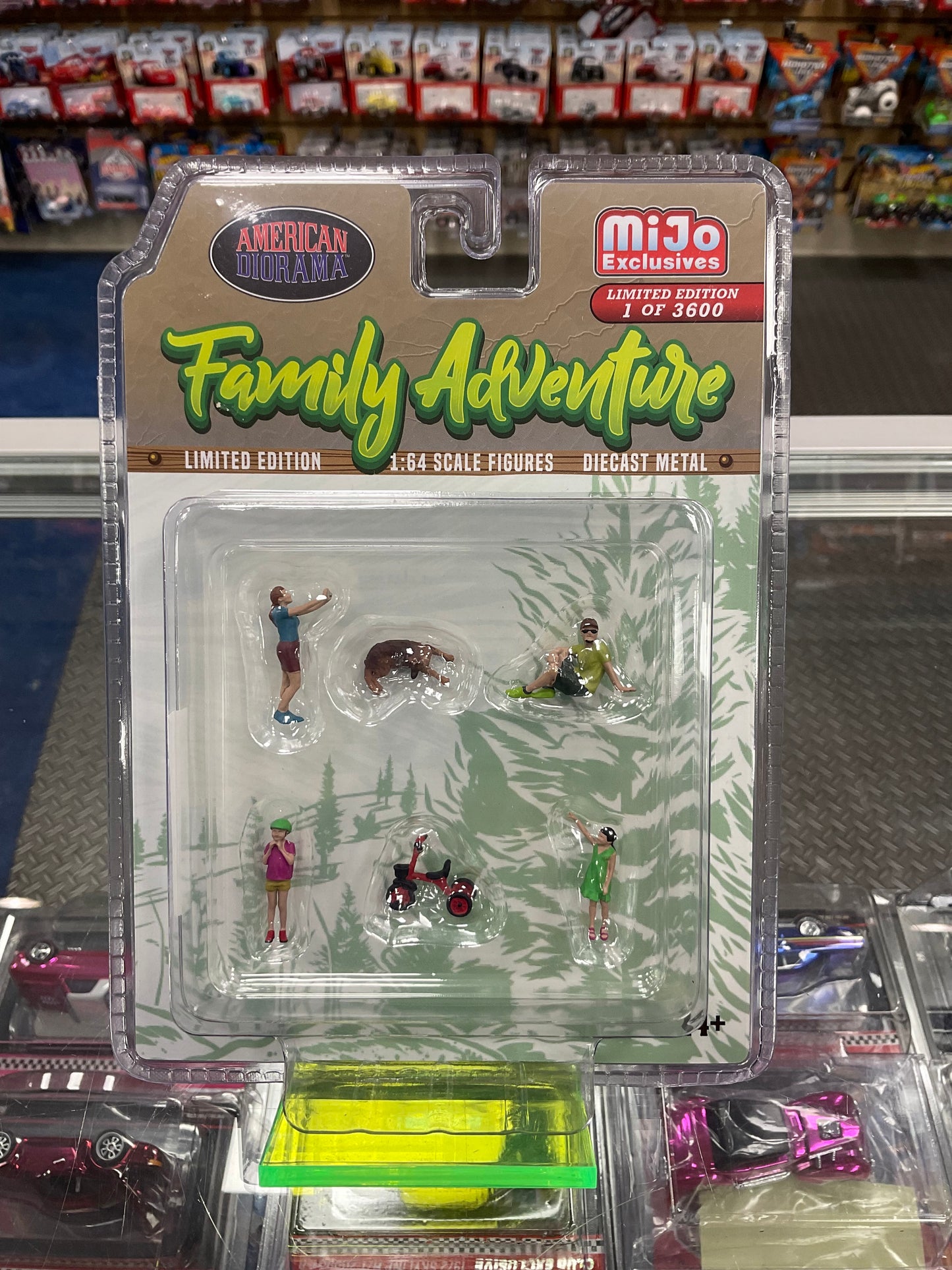 American Diorama Family Adventure Diecast Figures