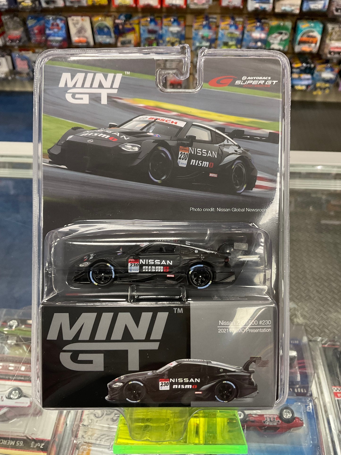 Mini GT 755 Nissan Z GT500 #230 2021 NISMO Presentation