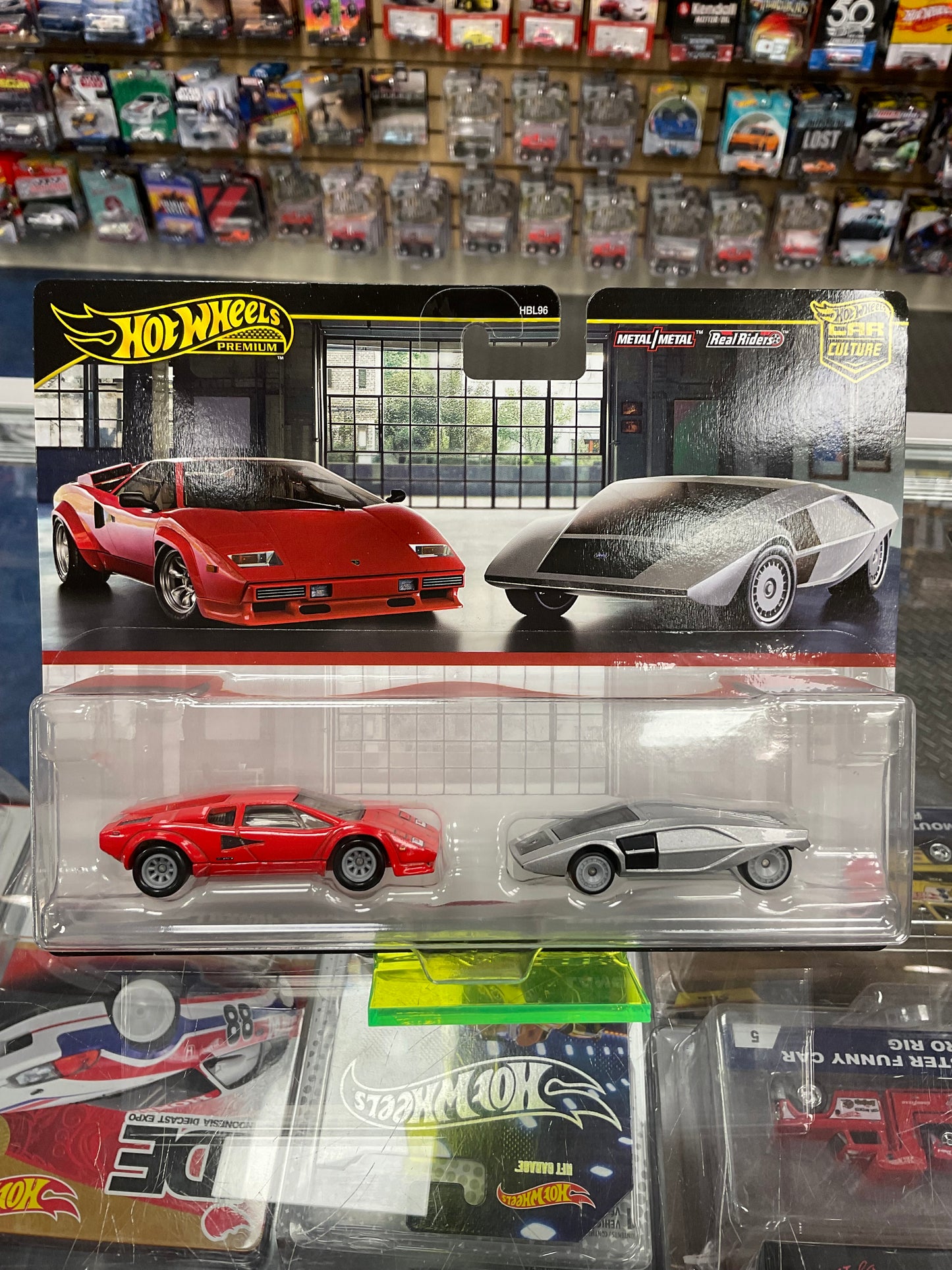 Hot Wheels Premium 2 pack set of 3 956R