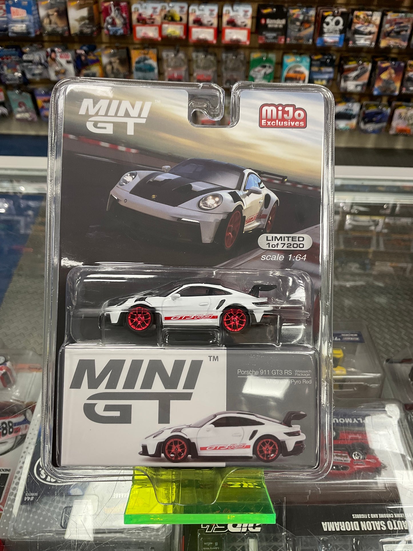 Mini GT 706 Porsche 911 GT3 RS Weissach Package White with Pyro Red