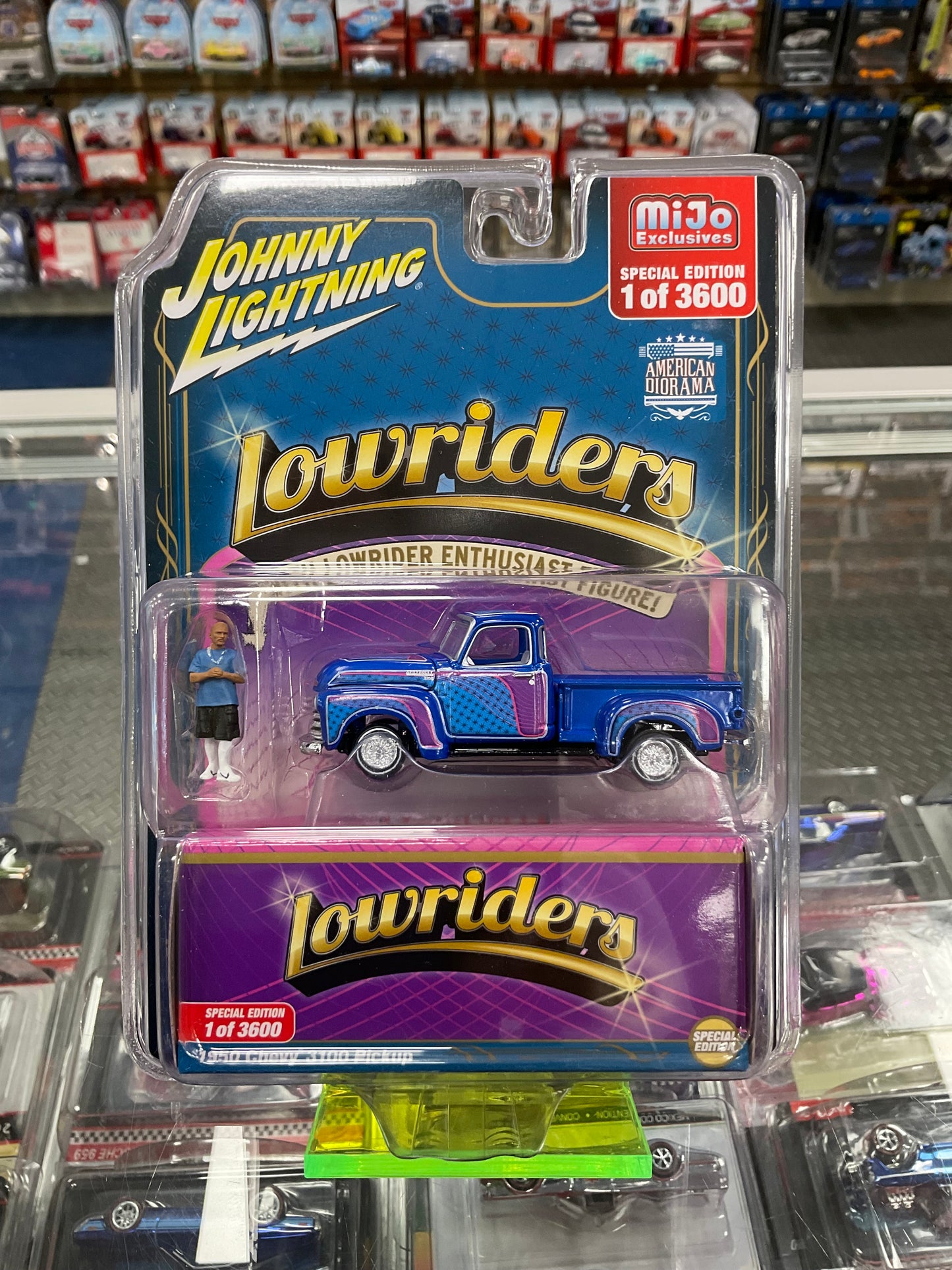 Johnny Lightning Lowriders 1950 Chevy 3100 Pickup with Figure