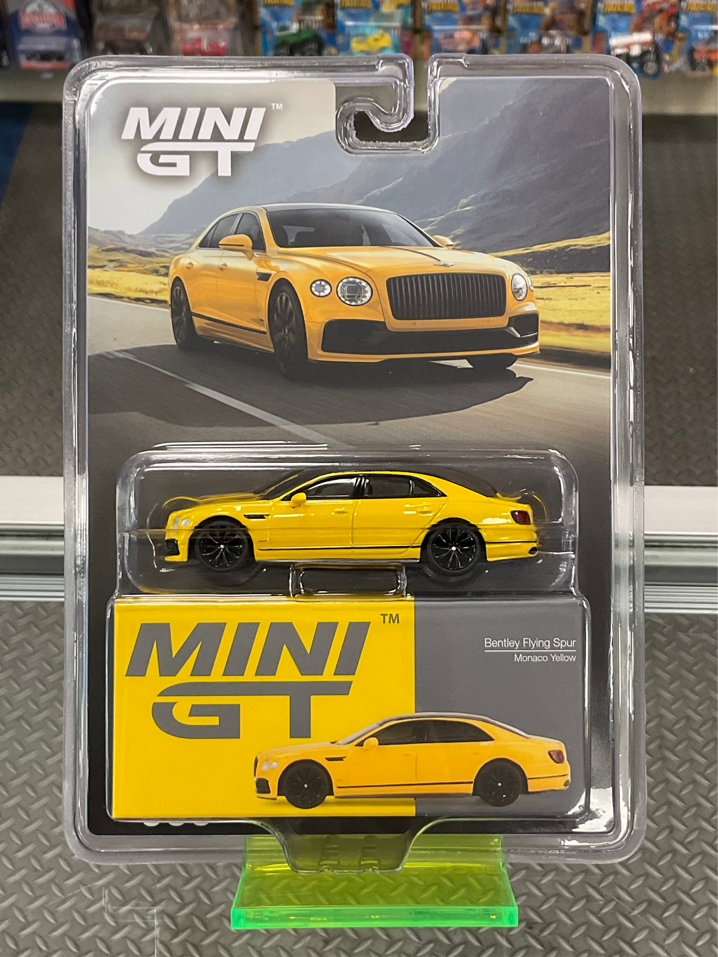 Mini GT 955 Bentley Flying Spur Monaco Yellow