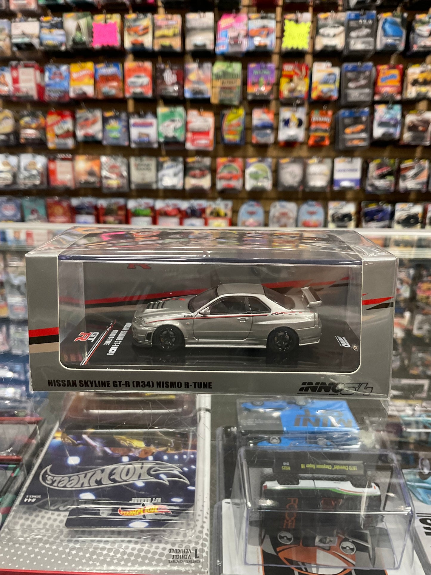 Inno64 Nissan Skyline GT-R (R34) NISMO R-Tune Silver