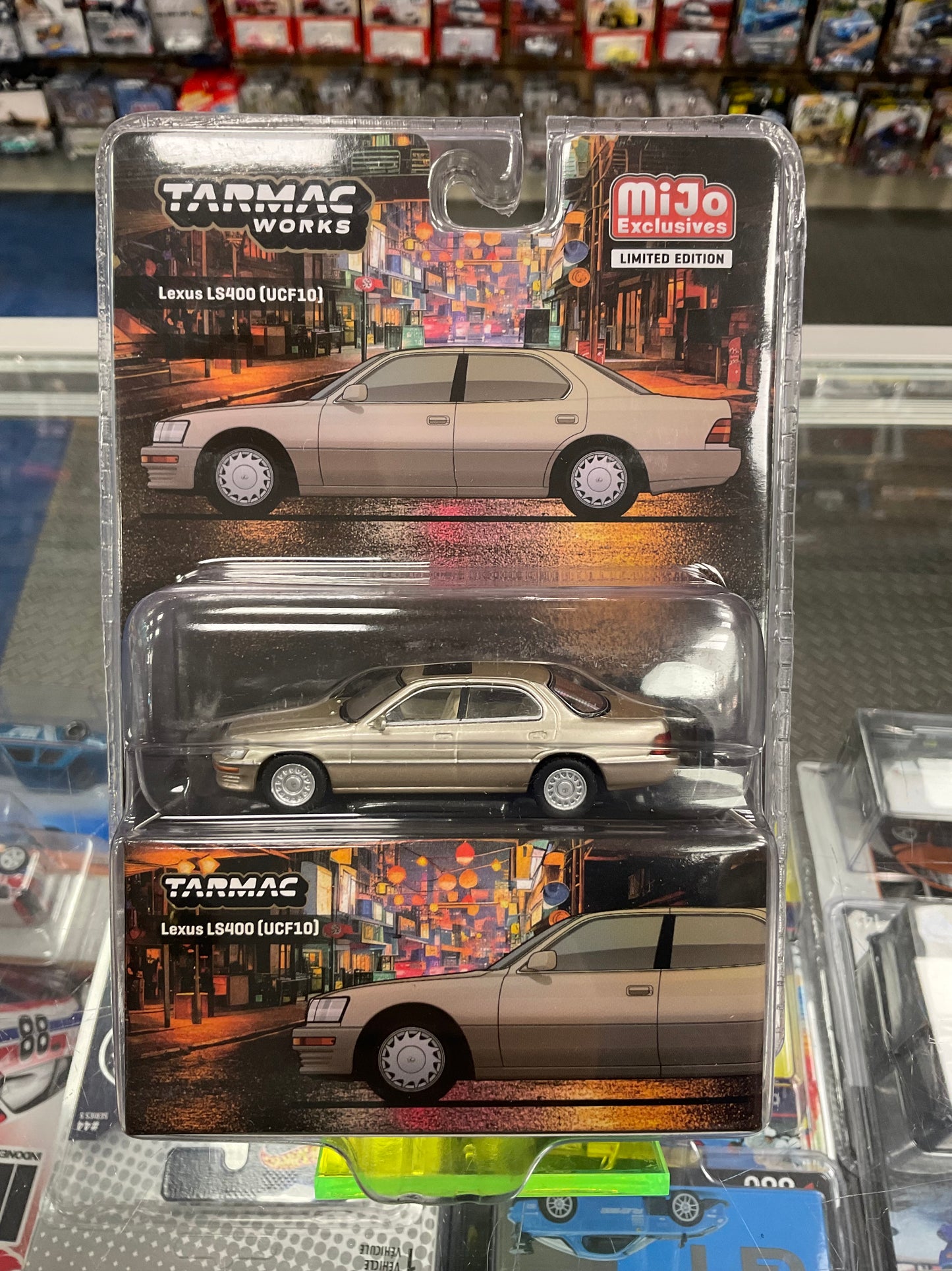 Tarmac Works Lexus LS400 (UCF10)