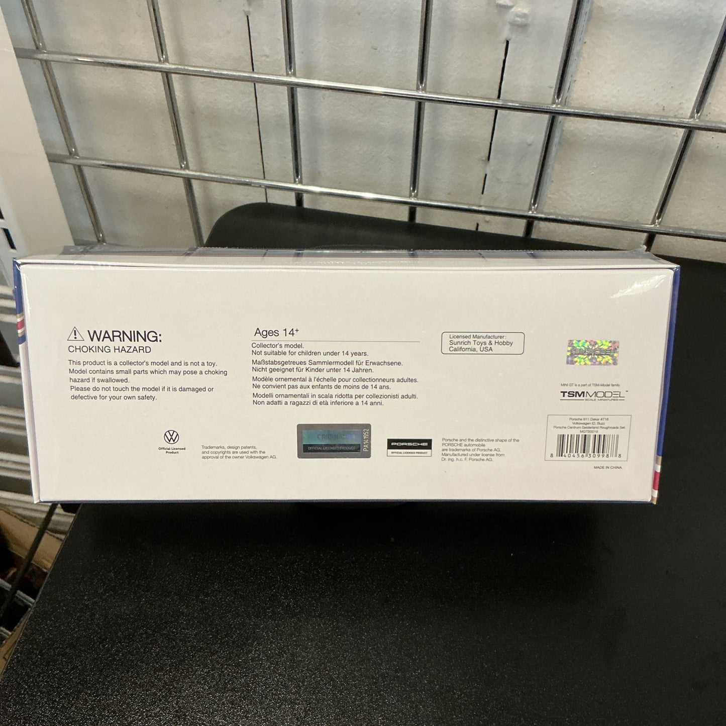 MINIGT PORSCHE 911 DAKAR #718 VOLKSWAGEN ID. BUZZ PORSCHE CENTRUM GELDERLAND ROUGHROADS