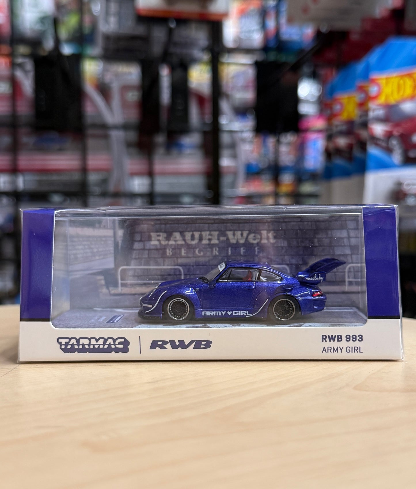 Tarmac Works RWB 993 Army Girl