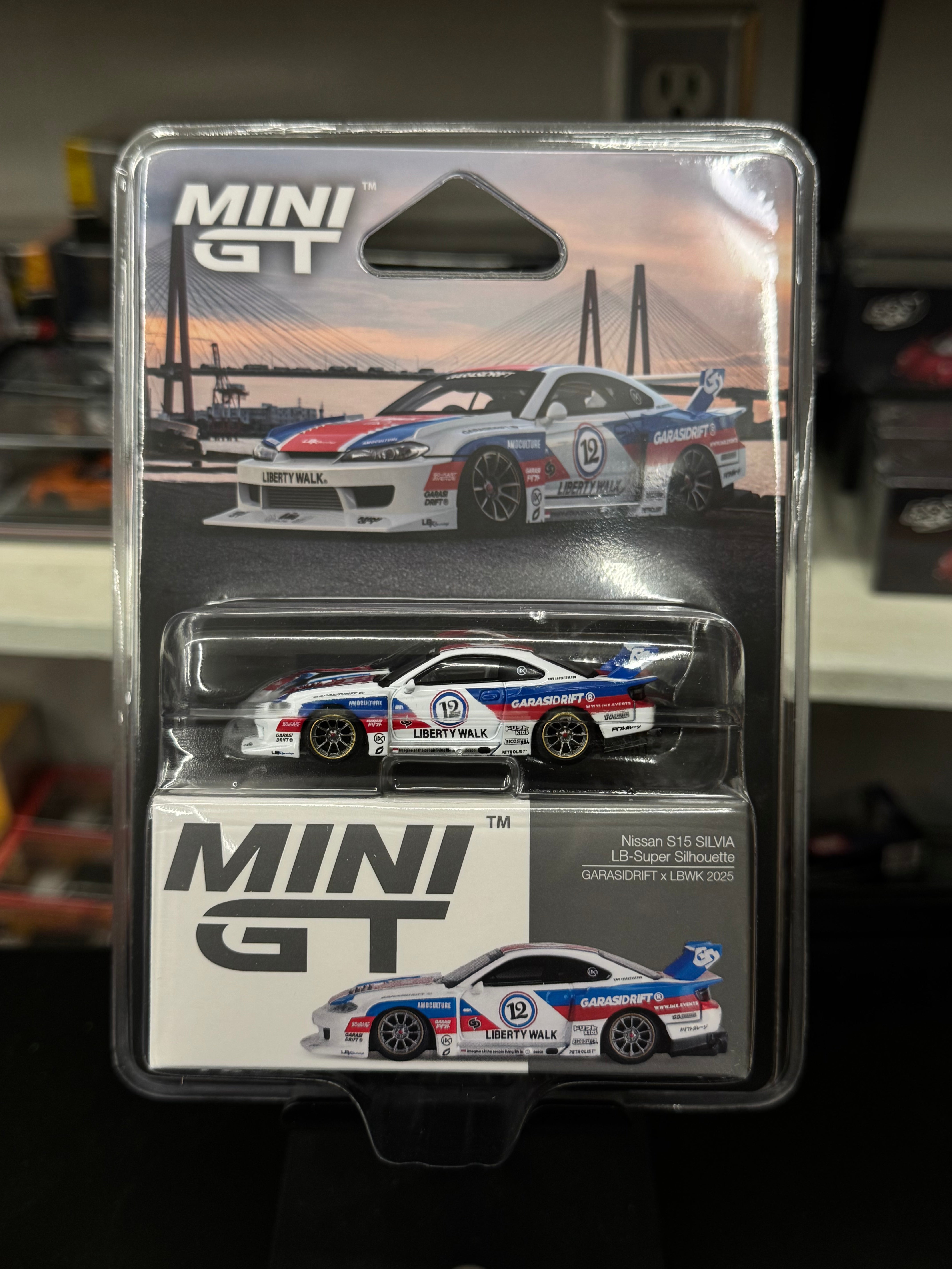 Mini GT 1022 Nissan S15 SILVIA LB-Super Silhouette Garasidrift x