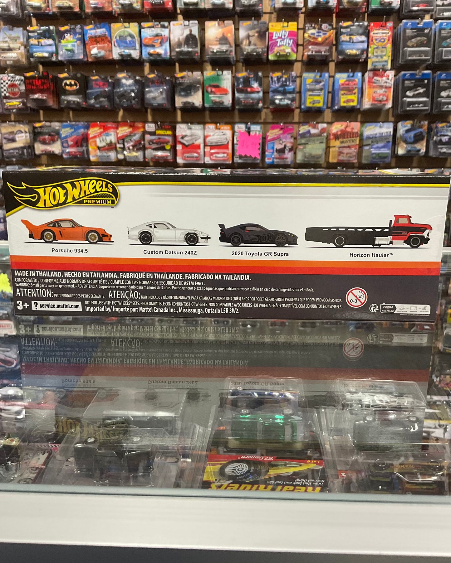 Hot Wheels Premium Horizon Hauler Set