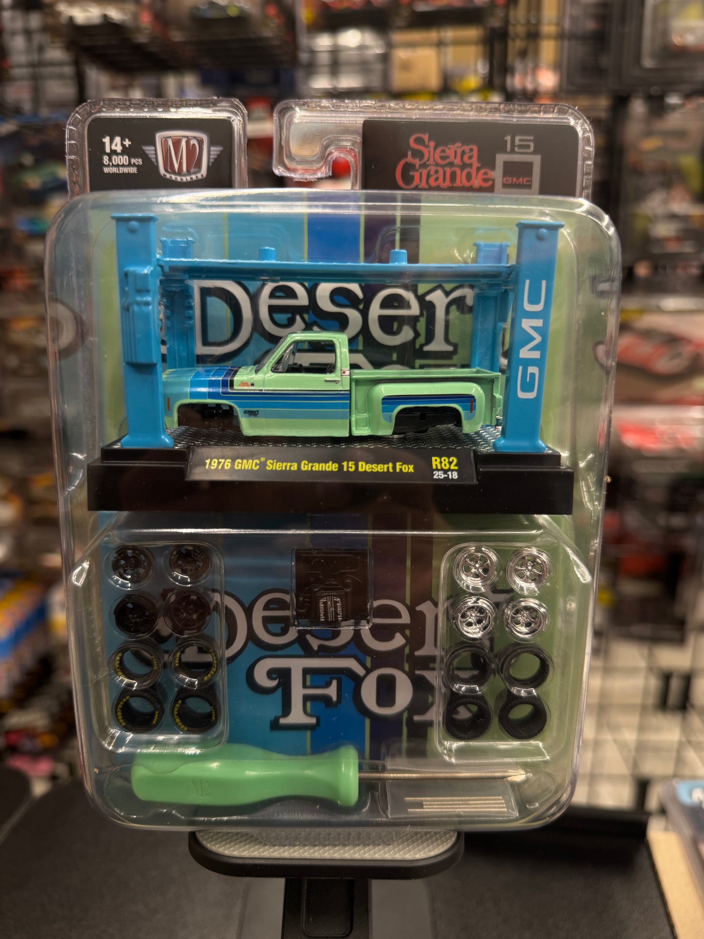 M2 Machines 1976 Sierra Grande 15 Desert Fox Model Kit