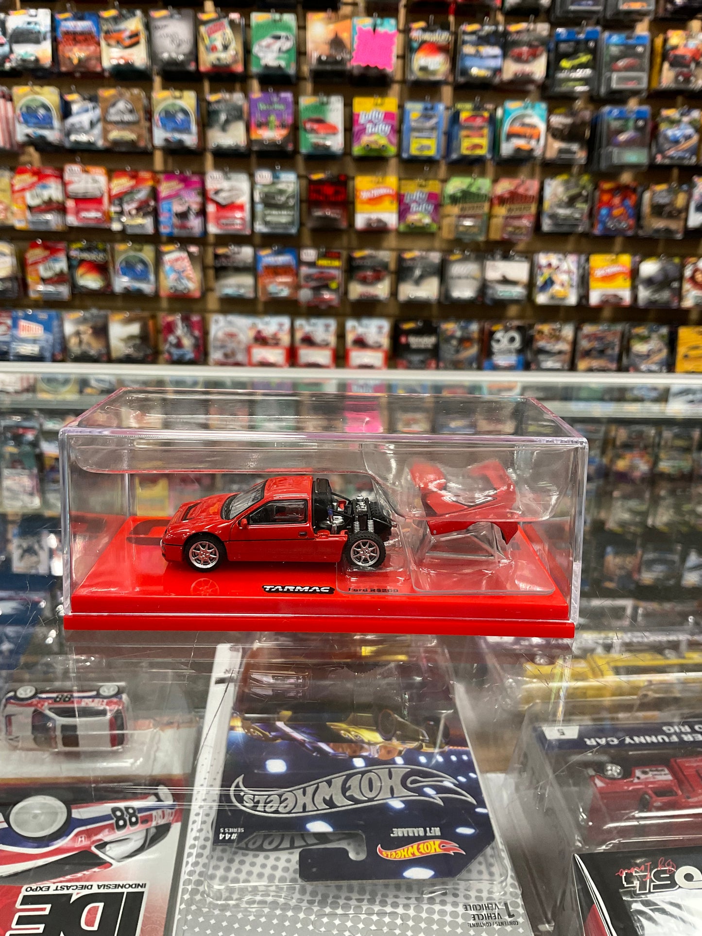 Tarmac Ford RS200 Red
