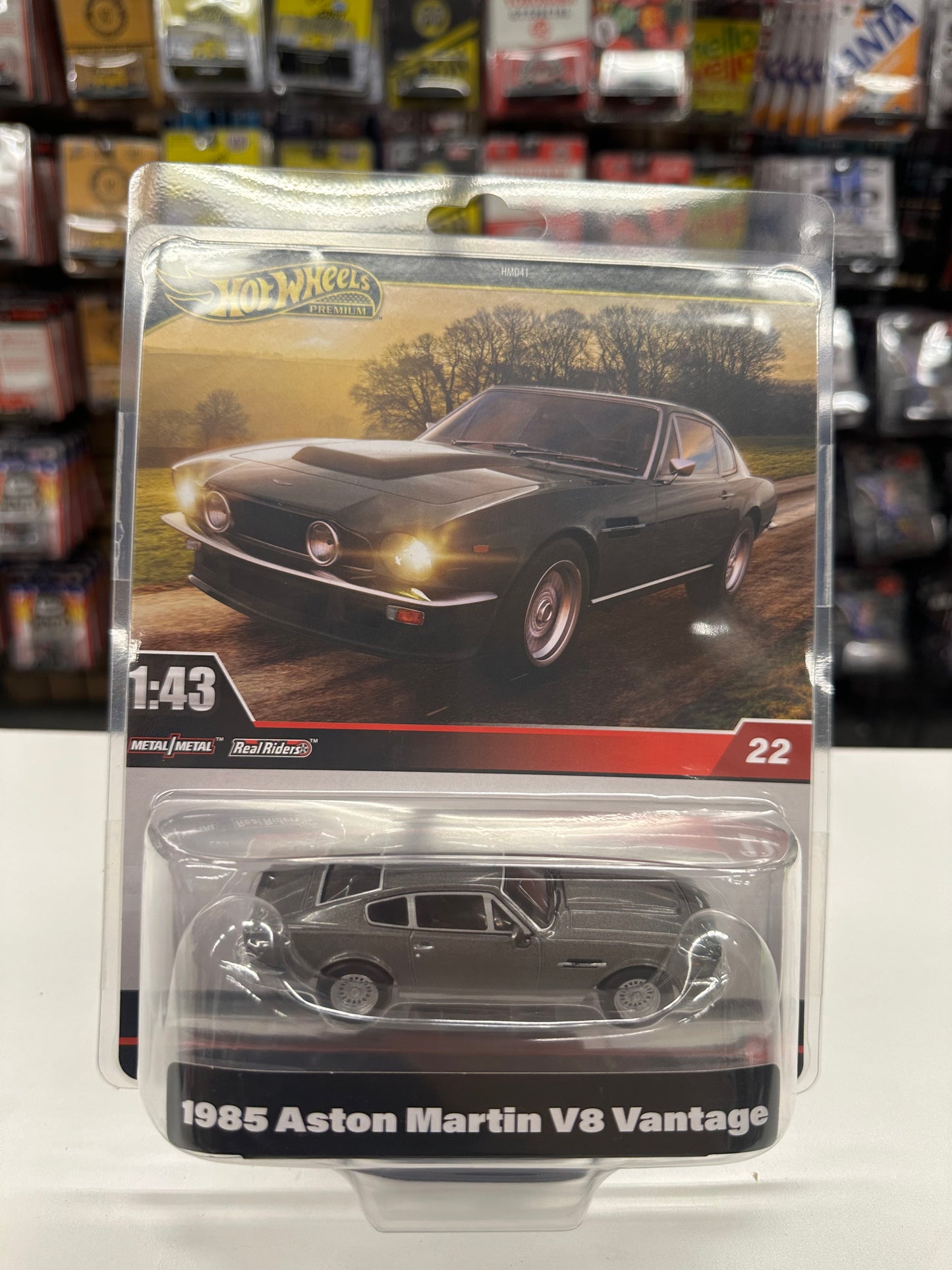 Hot Wheels Premium 1:43 Scale 1985 Aston Martin V8 Vantage #22
