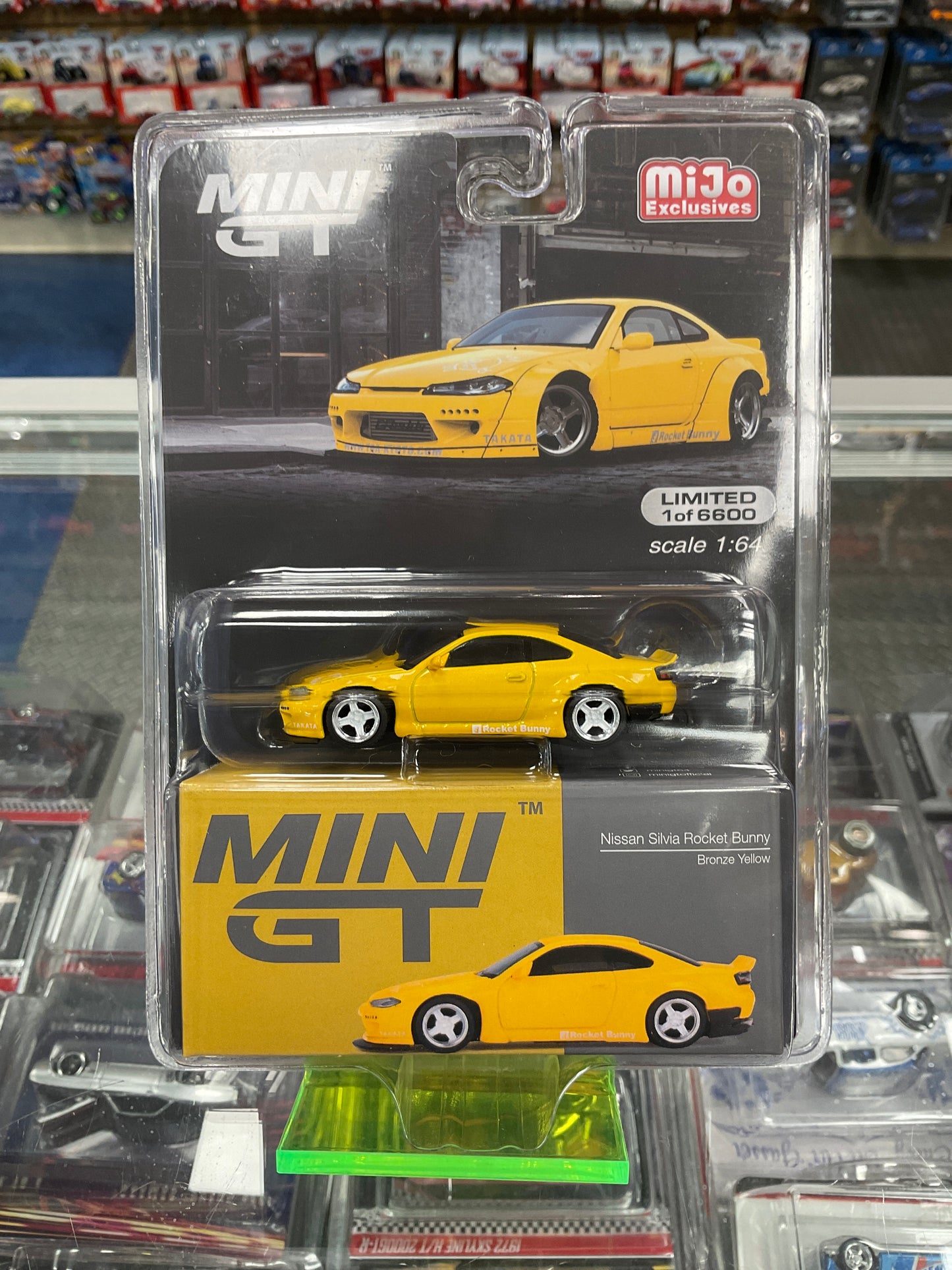 MiniGT 643 Nissan Silvia Rocket Bunny Bronze Yellow limited to 6600