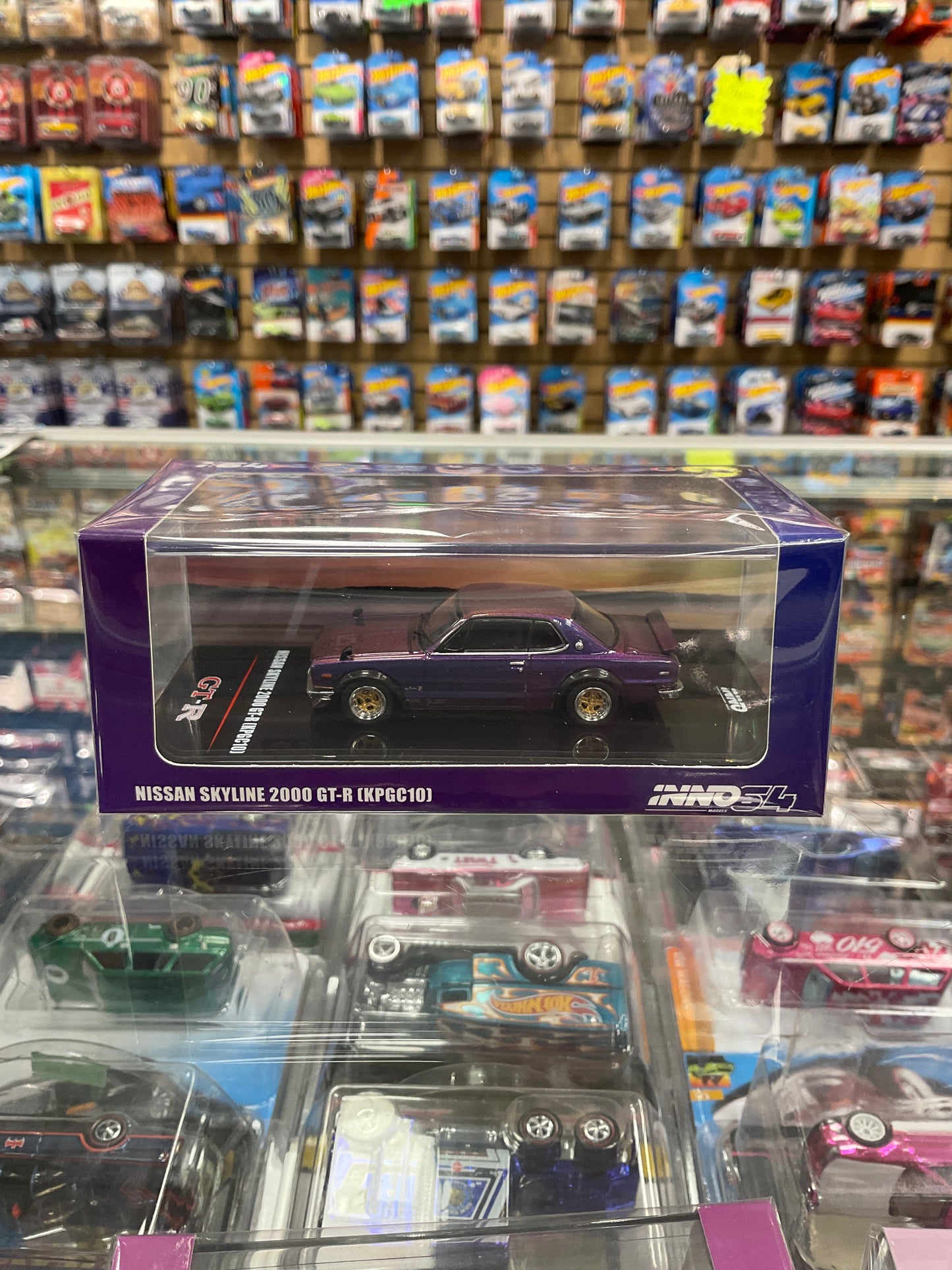 Inno64 Nissan Skyline 2000 GT-R KPGC10 Midnight Purple II