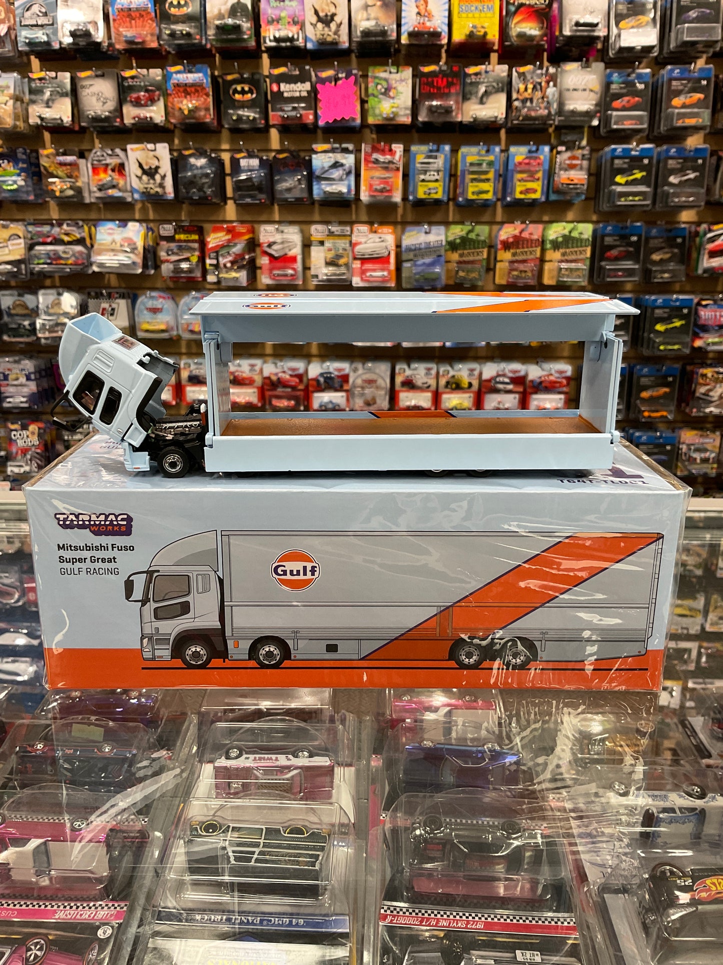 Tarmac Works Mitsubishi Fuso Super Great Gulf Racing