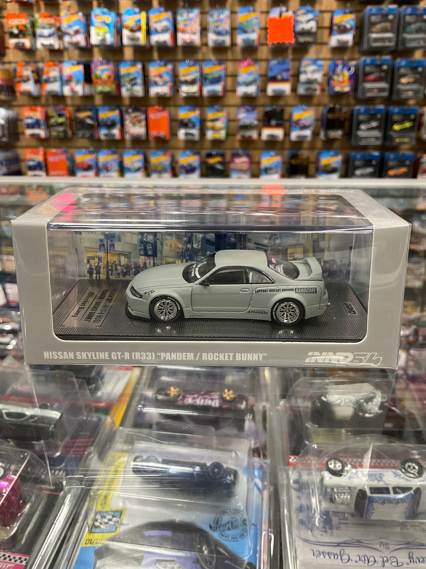 Inno64 Nissan Skyline GT-R R33 Pandem Rocket Bunny Cement Grey Matte