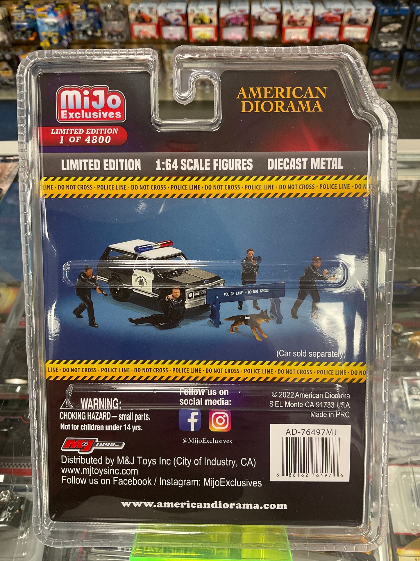 American Diorama Mijo Exclusive Police Line 2 1:64 Diecast figures