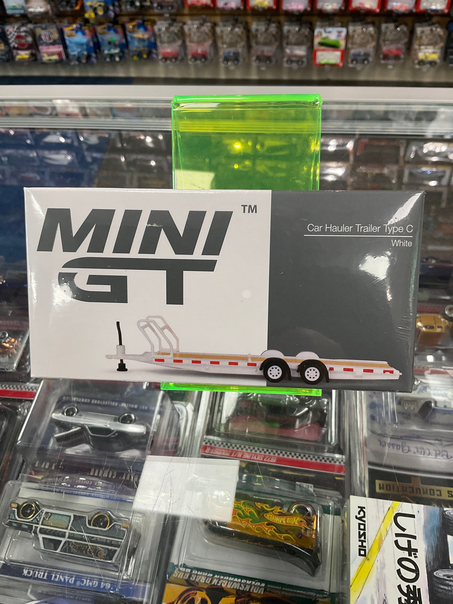 MiniGT AC21 Car Hauler Trailer Type C White