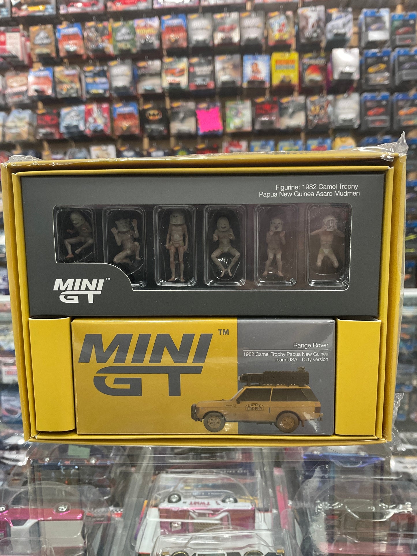 MiniGT 510 AC23 Range Rover 1982 Camel Trophy Papua New Guinea Set