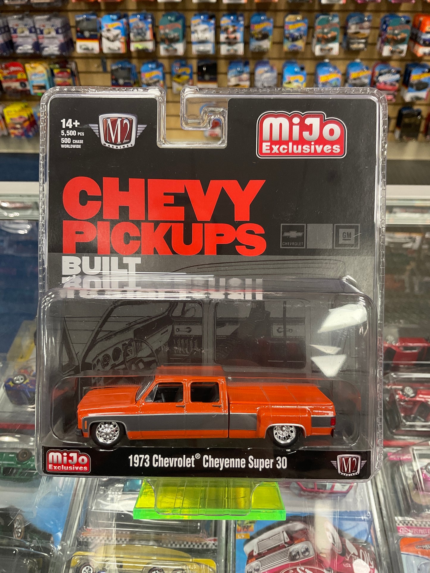 M2 Machines 1973 Chevrolet Cheyenne Super 30 Orange/grey