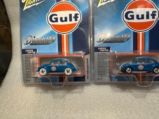 Johnny Lightning Gulf 1966 VW Bug Chase and Regular Diecastz Exclusive