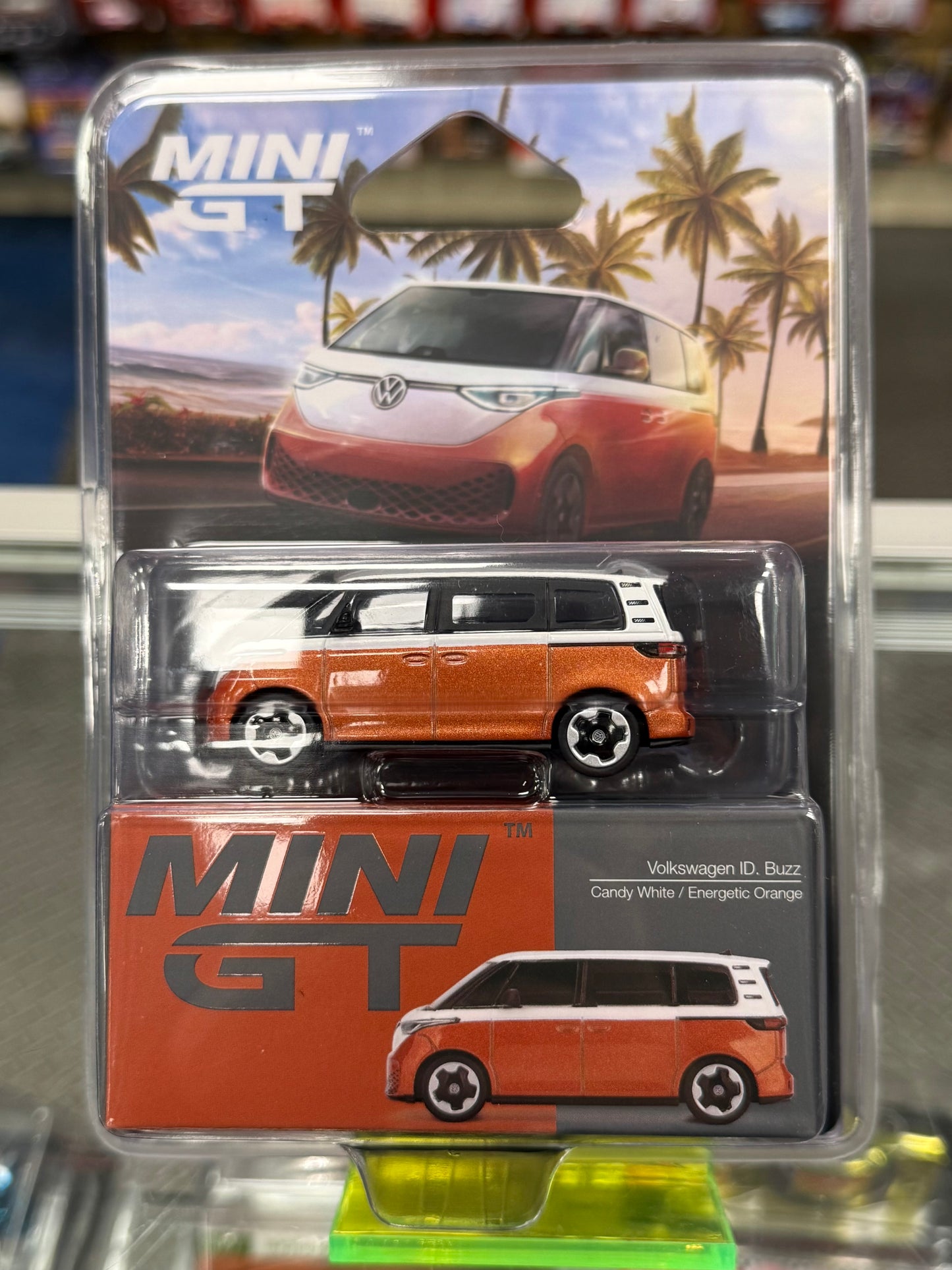 Mini GT 1061 Volkswagen ID. Buzz Candy White/ Energetic Orange