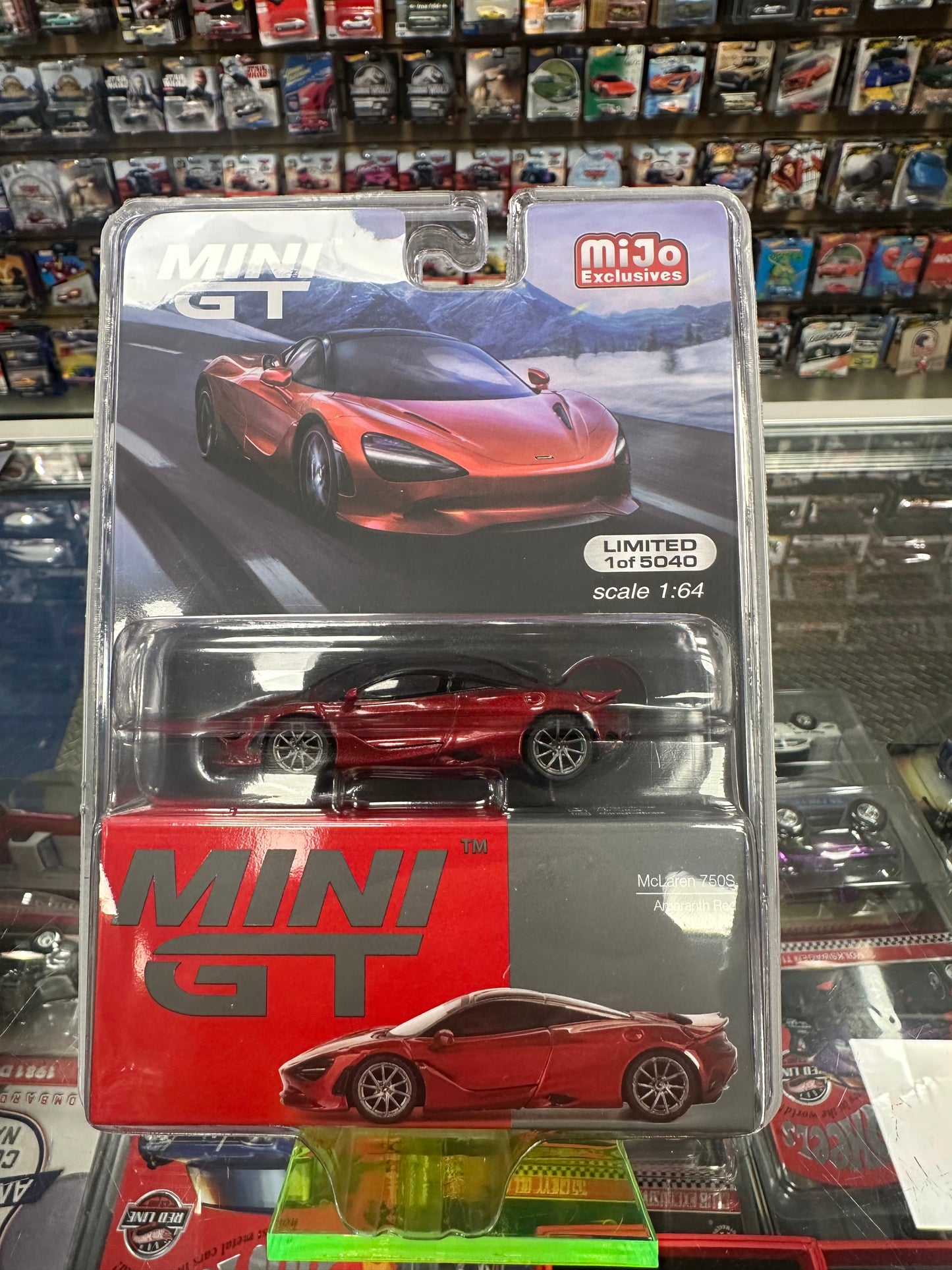 MiniGT 775 McLaren 750S Amaranth Red