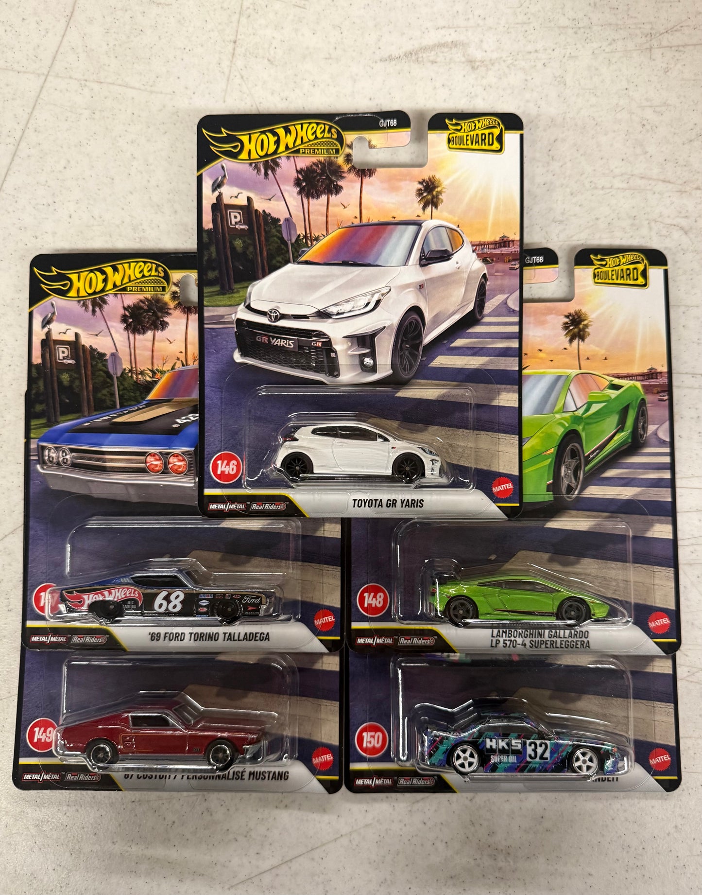 Hot Wheels Premium Boulevard Set #146-150-GJT68-G