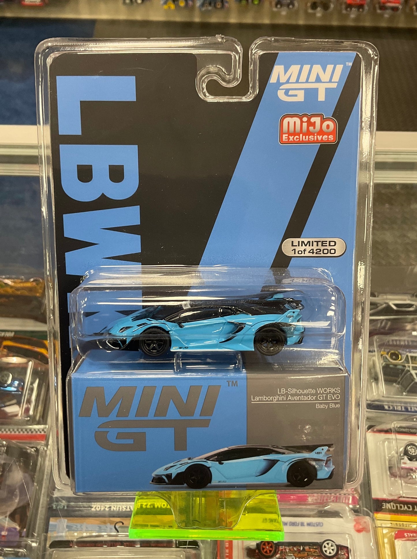 MiniGT 494 LB-Silhouette WORKS Lamborghini Aventador GT EVO Baby Blue