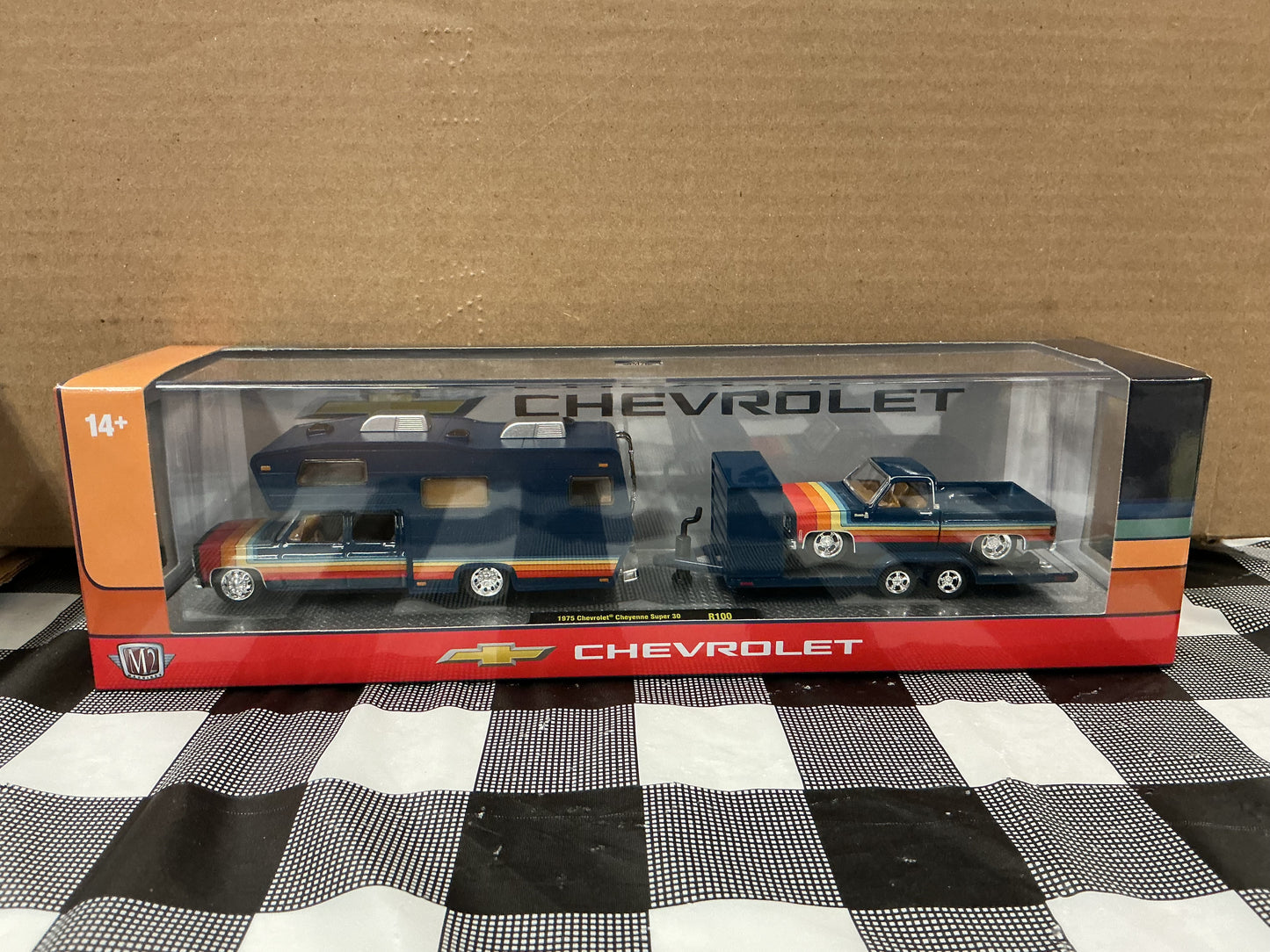 M2 Hauler 1975 Chevy Cheyenne Super 30 Camper & 1978 C10 Silverado R100