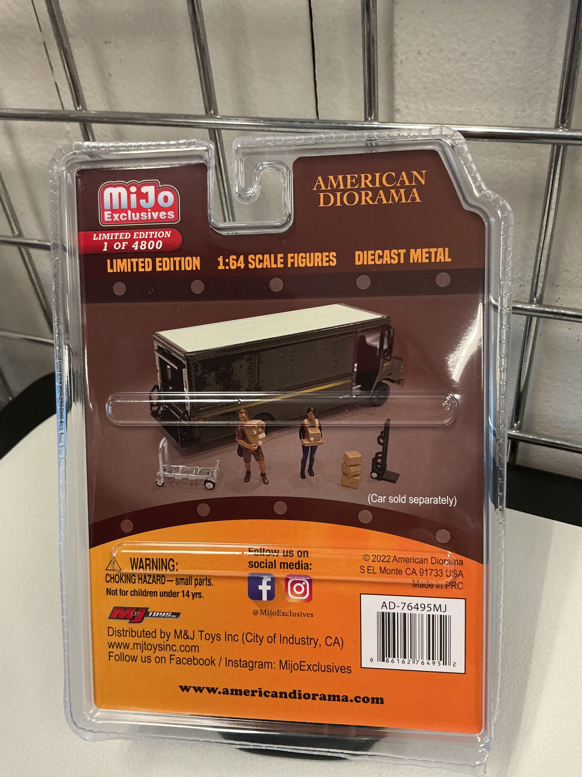 AMERICAN DIORAMA  COUEIER SERVICE  76495