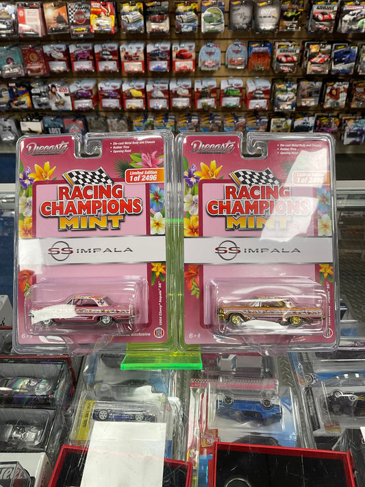 Racing Champions Mint Diecastz Exclusive 1964 Chevy Impala SS Chase and Regular
