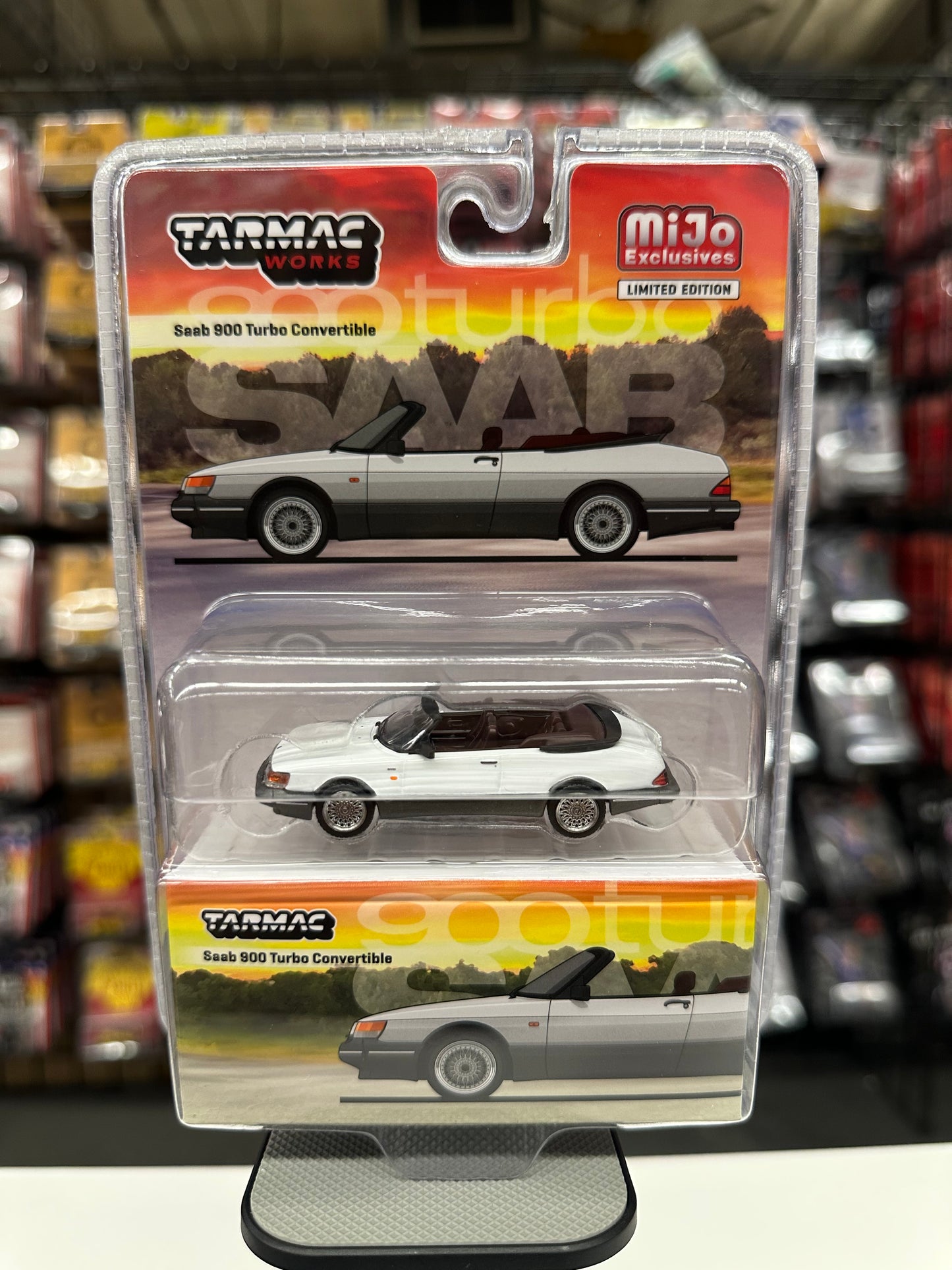 Tarmac Saab 900 Turbo Convertible White/Grey