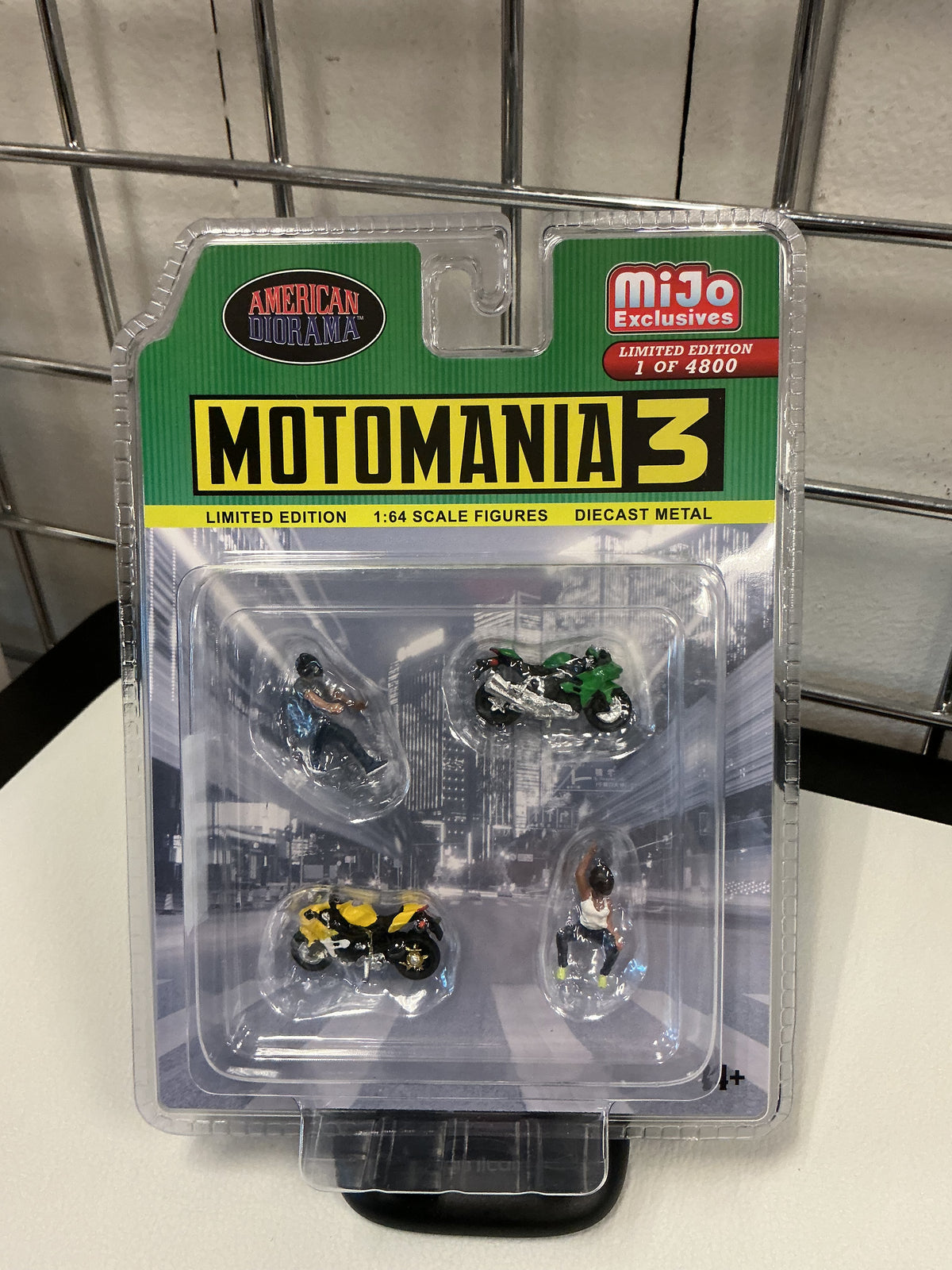 American Diorama  Moto Mania 3  Figure & Bike Set 76499