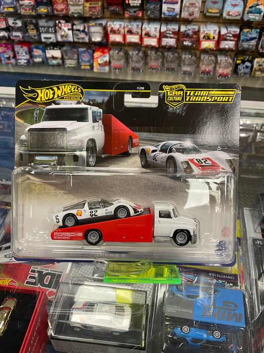 Hot Wheels Premium Transport #66 ‘66 Porsche 906 Carrera and Carry on