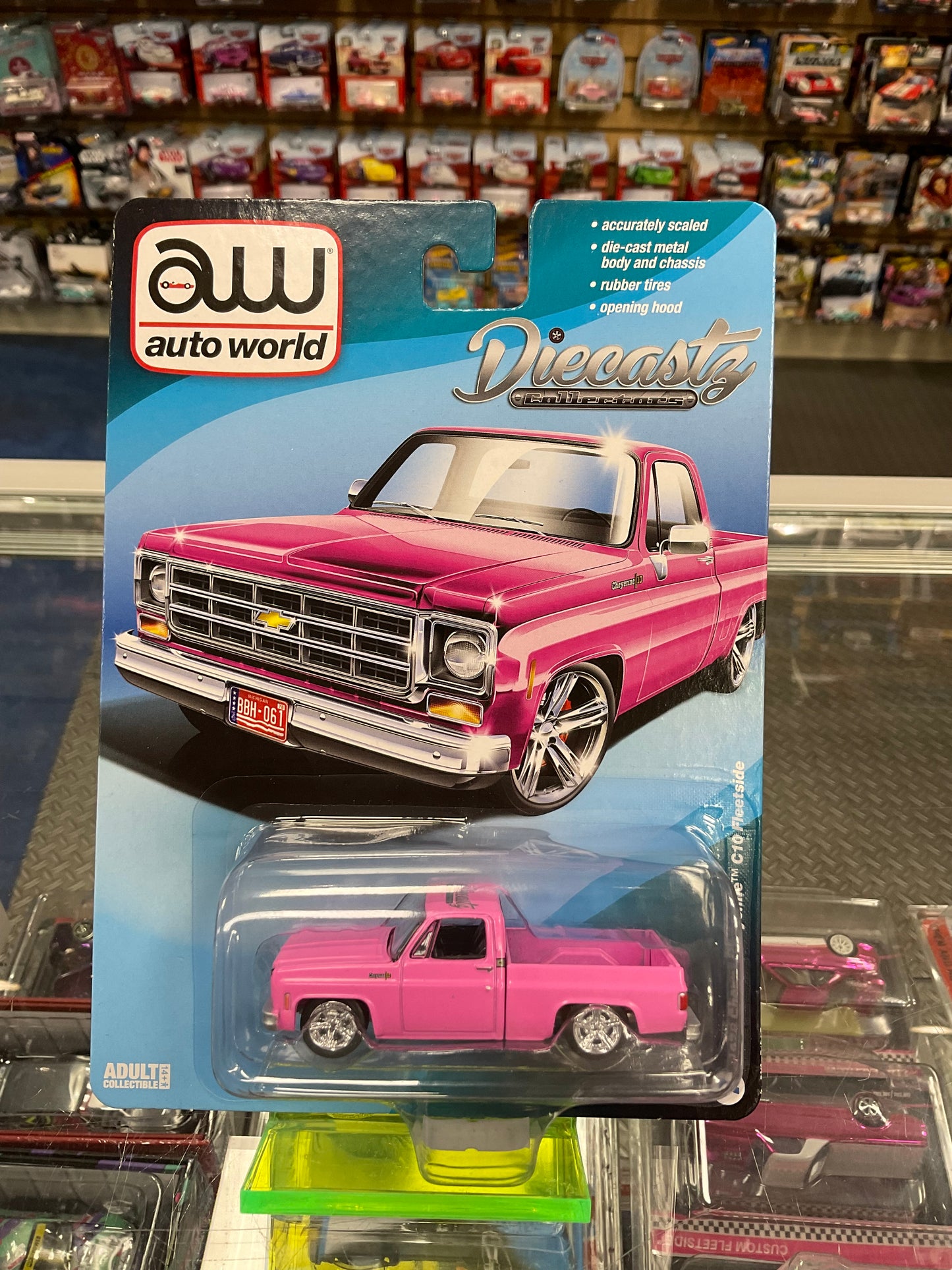 AutoWorld Chevy Silverado pink DiecastZ exclusive Chase and Regular