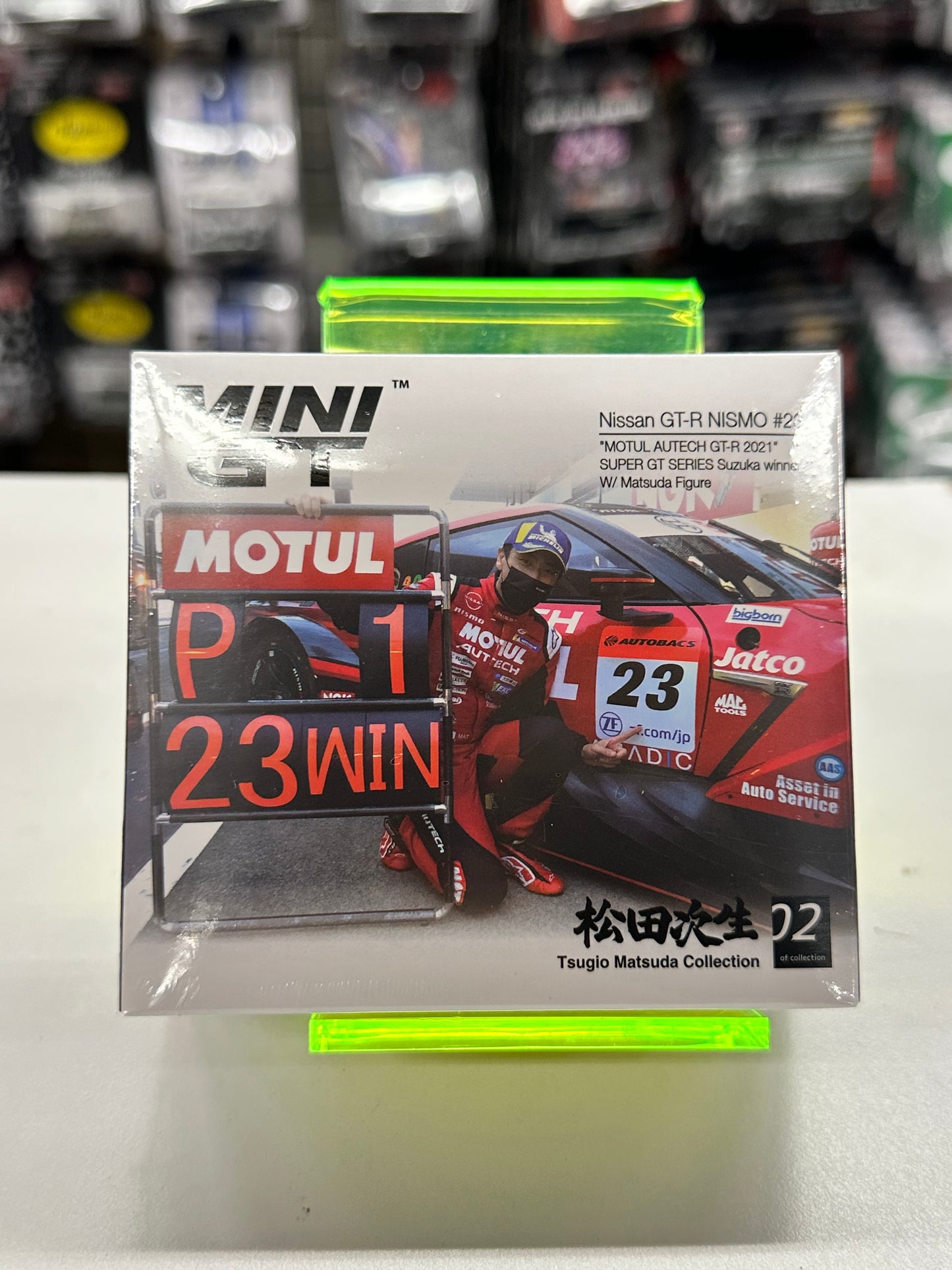 Mini GT 875 Nissan GT-R NISMO #23 "MOTUL AUTECH GT-R 2021"
SUPER GT SERIES Suzuka winner
W/ Matsuda Figure Tsugio Matsuda Collection