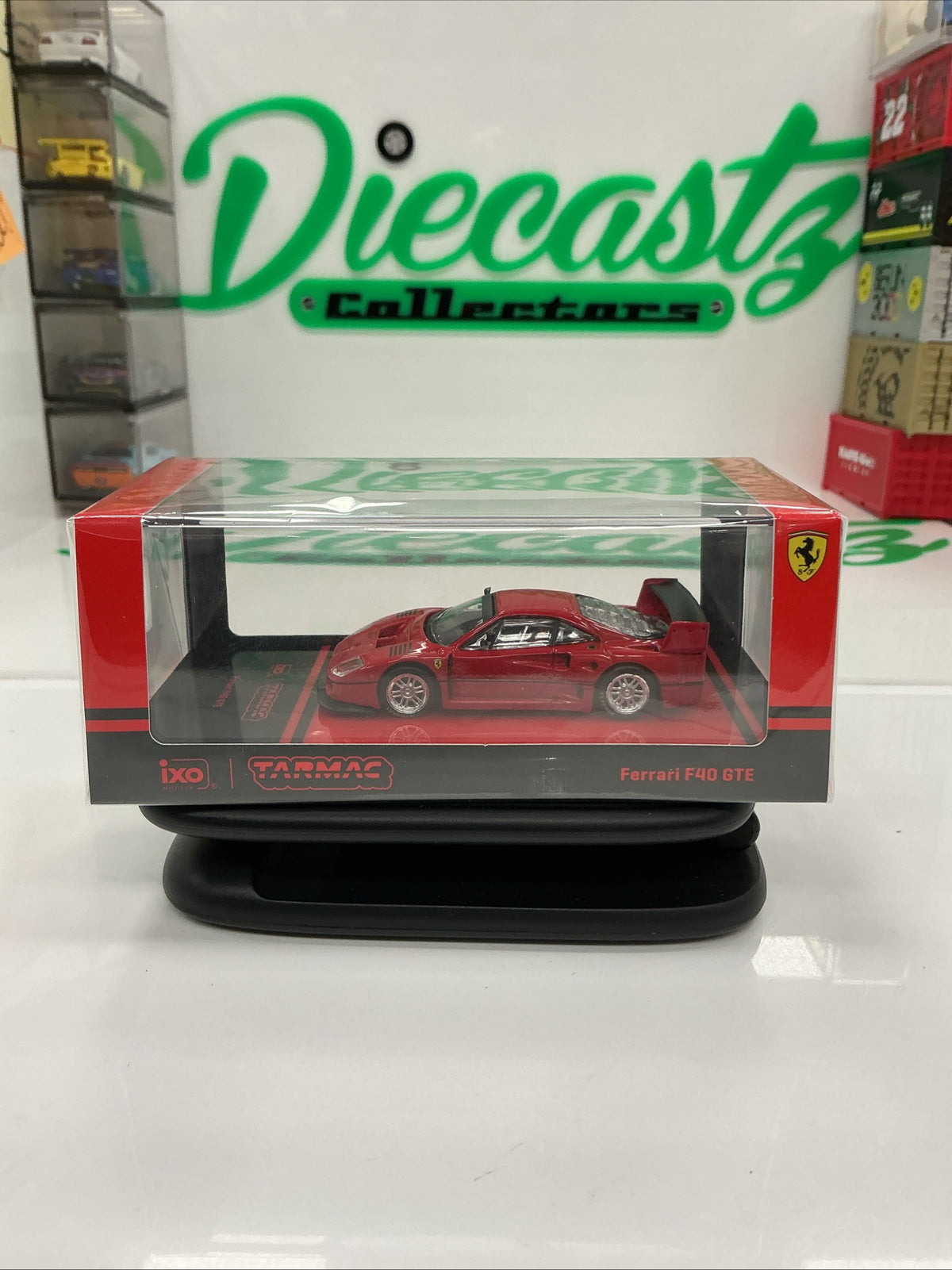 Tarmac Works Ferrari F40 GTE Red