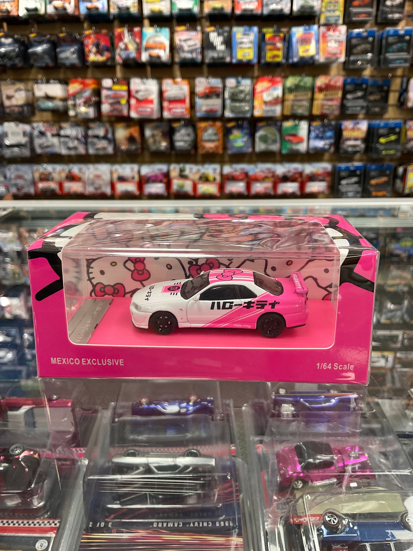 HK Nissan Skyline GT-R (R34) White and Pink