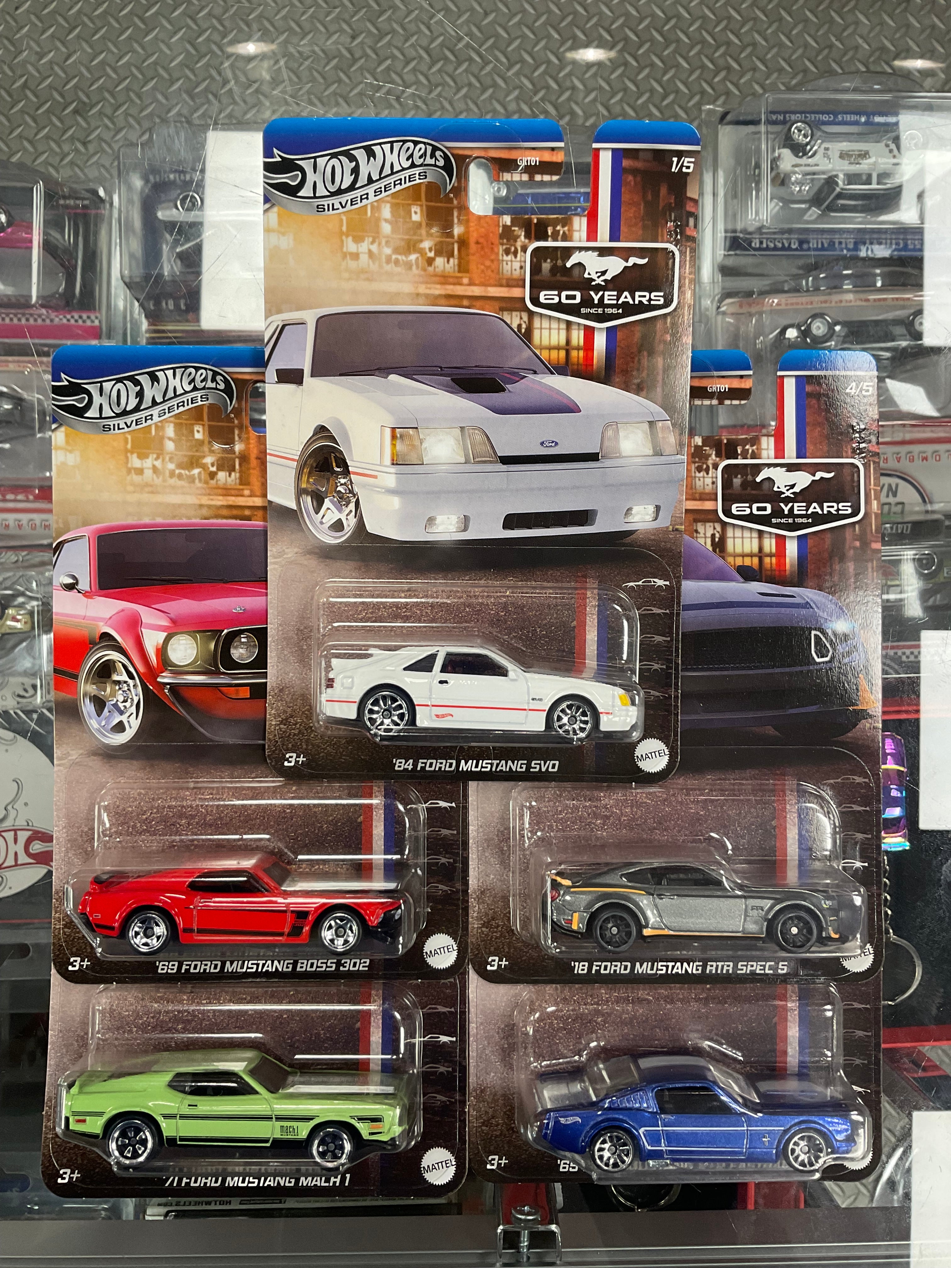 Hot Wheels Silver Series 60 Years Mustang Set