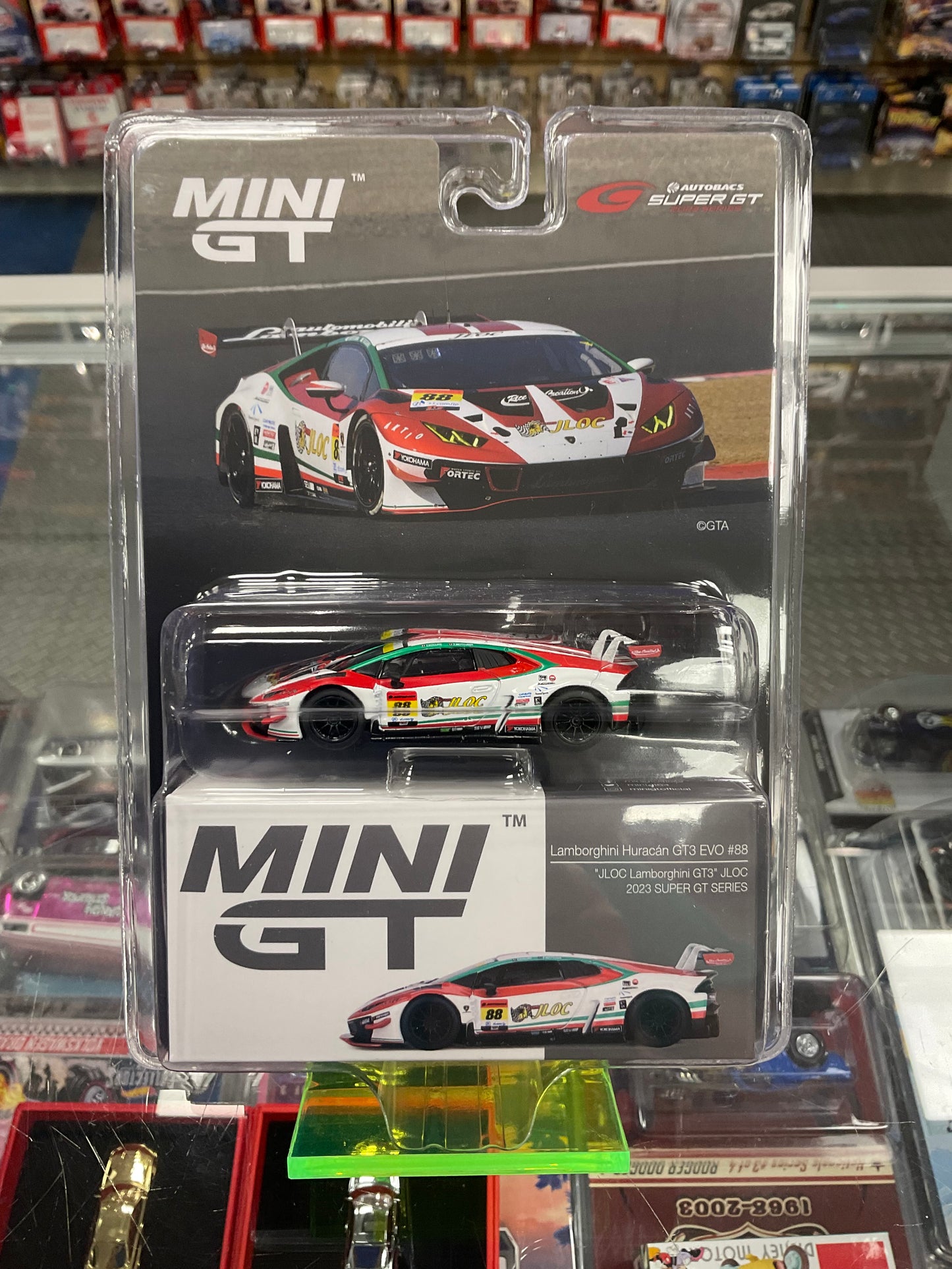 MiniGT 690 Lamborghini Huracán GT3 EVO #88 “JLOC Lamborghini GT3” JLOC 2023 SUPER GT SERIES