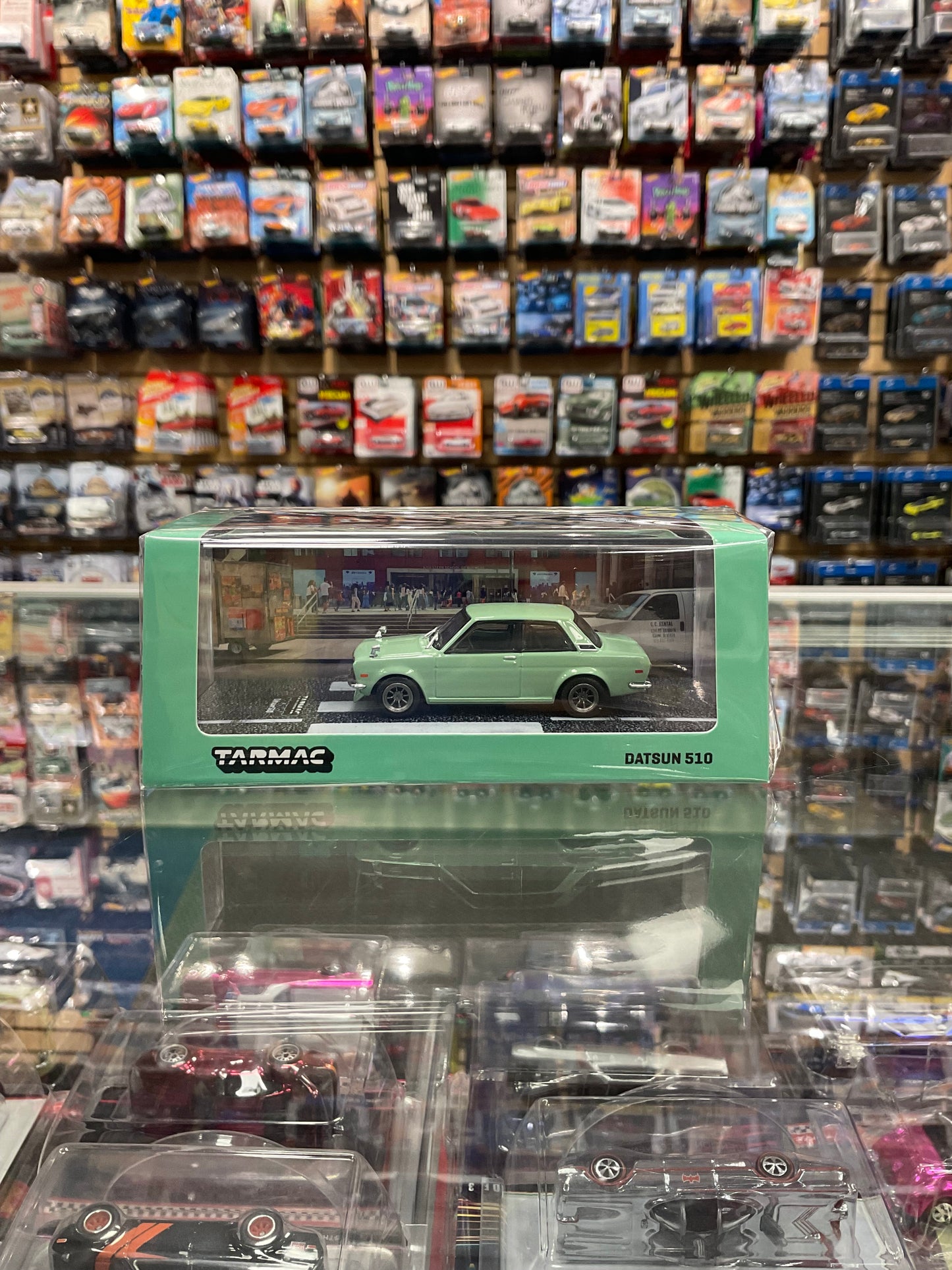 Tarmac Datsun 510 green