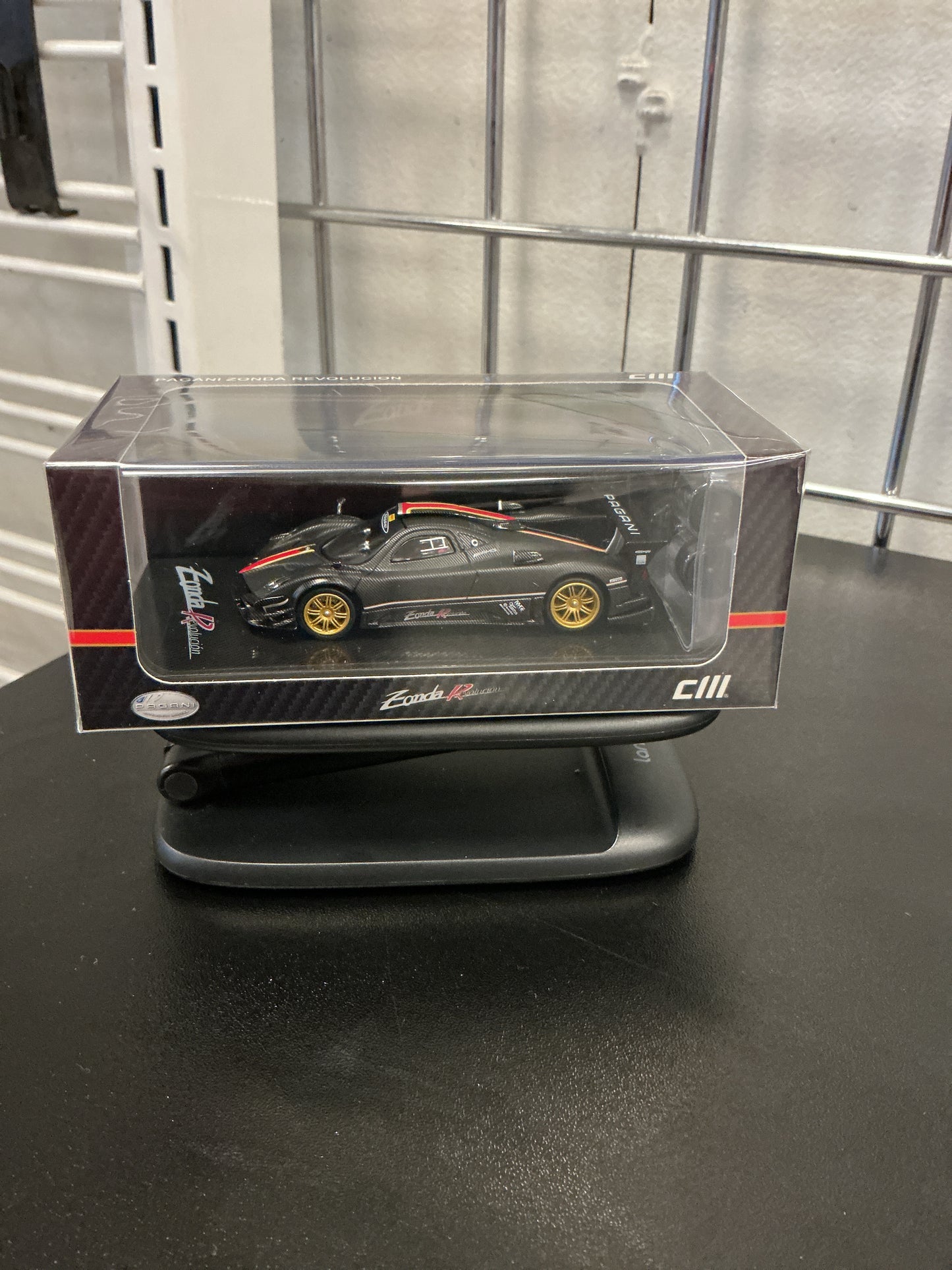 CM-Model PAGANI ZONDA REVOLUCION
