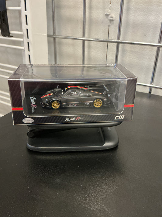 CM-Model PAGANI ZONDA REVOLUCION
