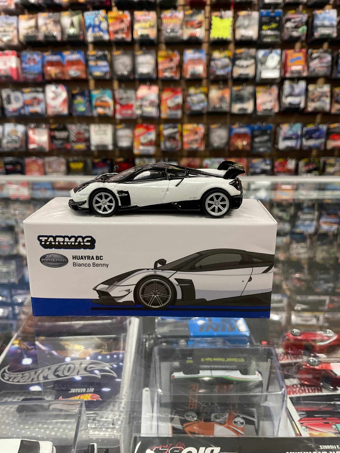 Tarmac Huayra BC Bianco Benny