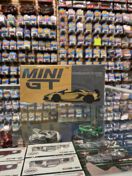 Mini GT #363 Lamborghini Aventador SVJ roadster Oro Elios