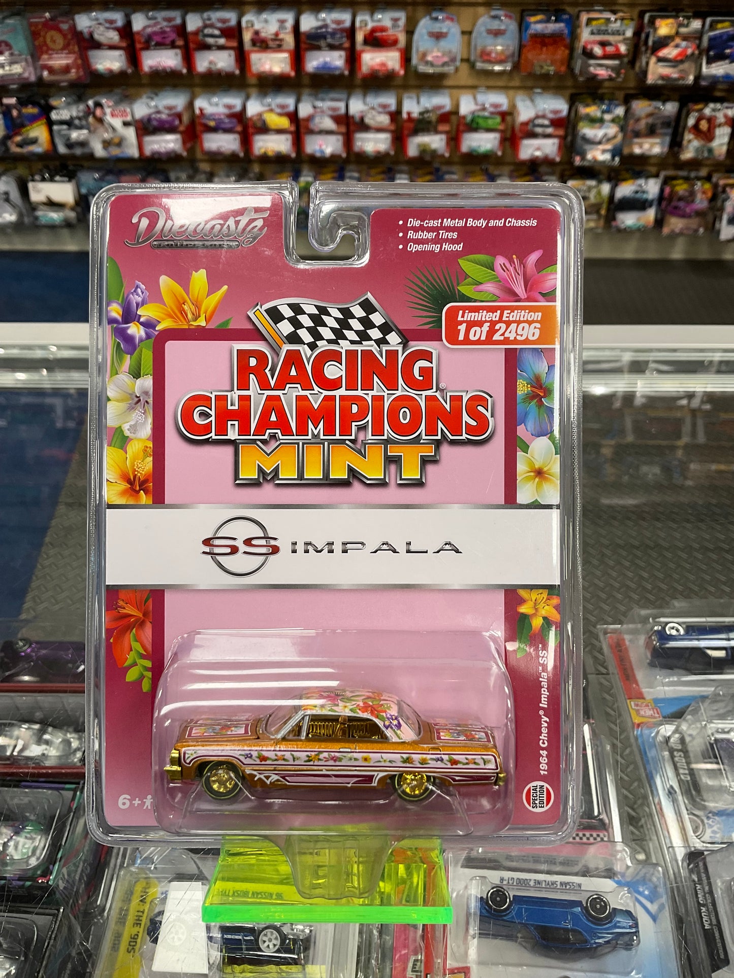 Racing Champions Mint Diecastz Exclusive 1964 Chevy Impala SS Chase and Regular