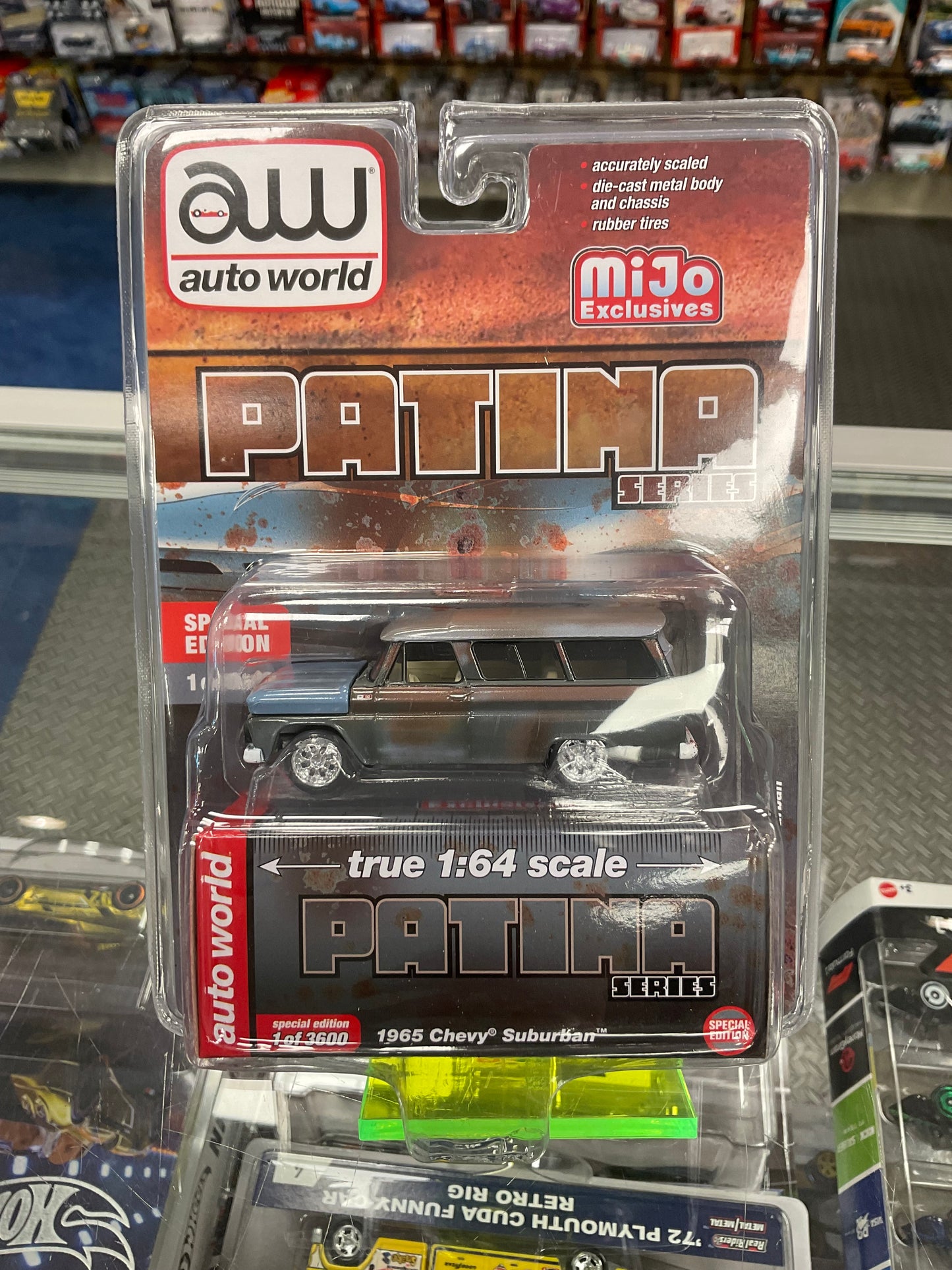 Autoworld patina series 1965 Chevy suburban